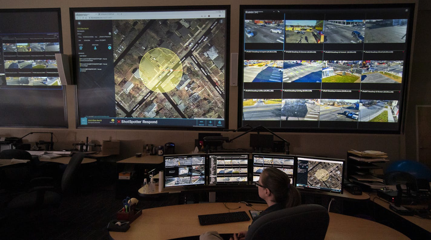 Officer Heidi Eisenbeis controlled the main video feed at the Minneapolis police Strategic Information Center in Minneapolis, Minn., on Friday, November 22, 2019. This is where they collect evidence from ShotSpotter technology. ] RENEE JONES SCHNEIDER &#x2022; renee.jones@startribune.com