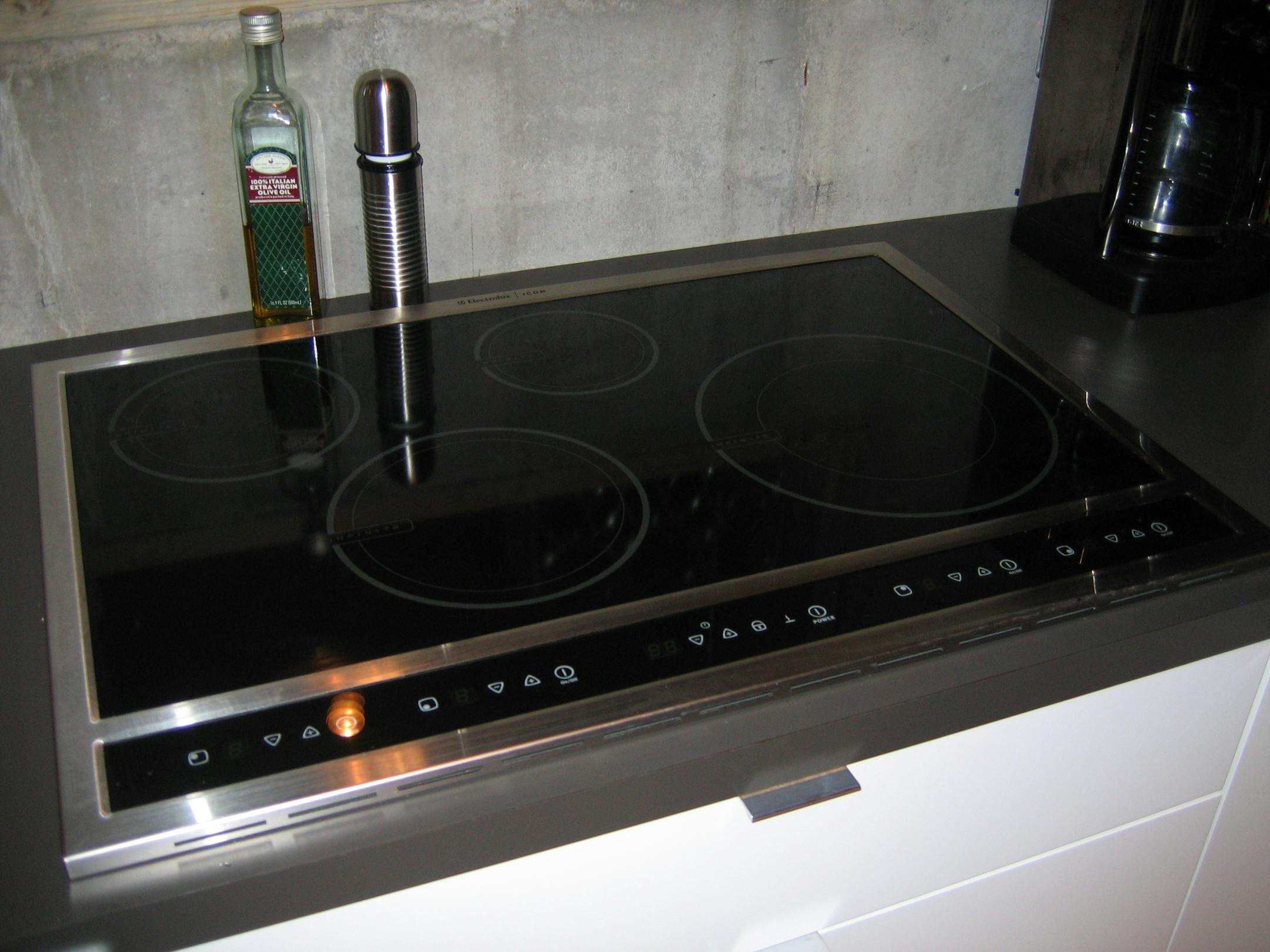 The Electrolux Icon induction cooktop is about 84 percent efficient, whereas the typical gas cooktop is only about 40 percent efficient.