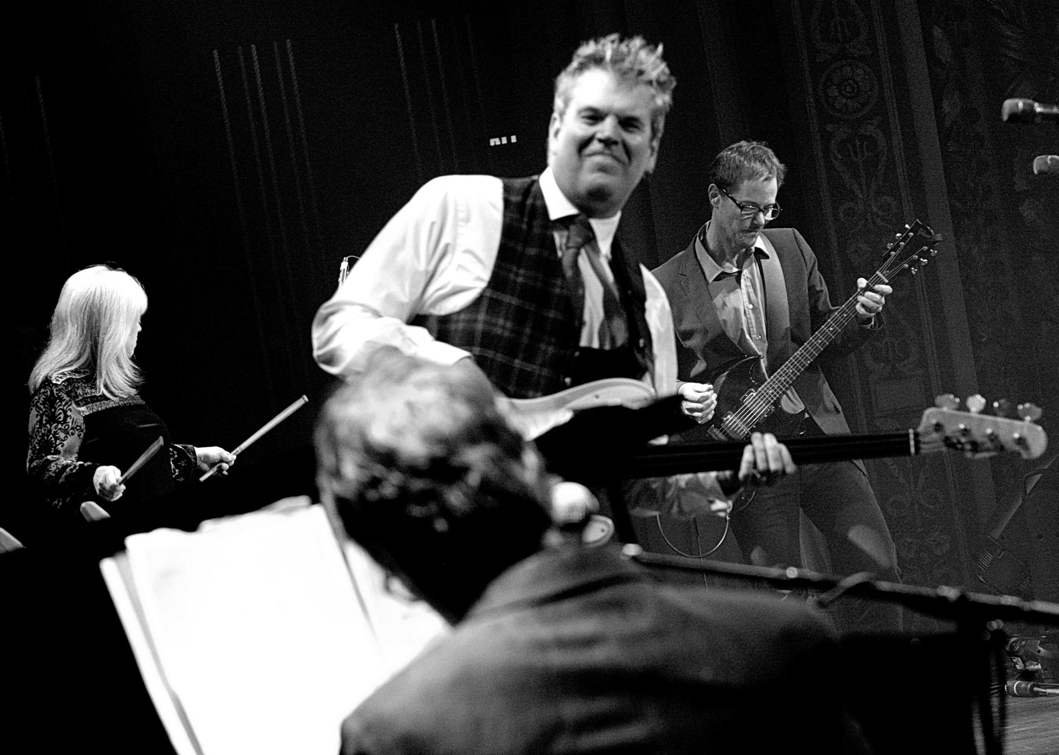 Photo by Steven Cohen Trip Shakespeare reunion: Elaine Harris, Dan Wilson (piano), John Munson and Matt Wilson.