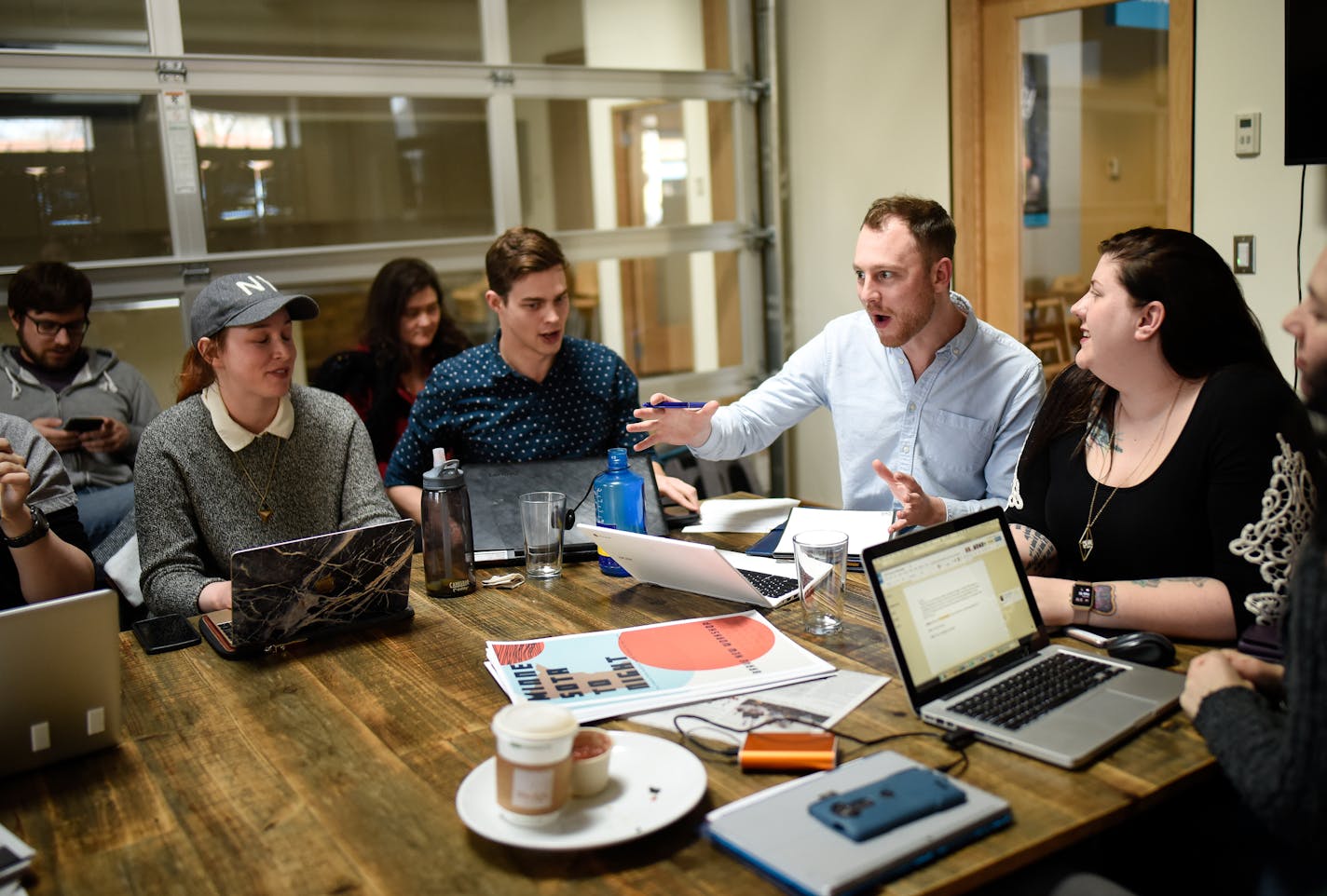 Jonathan Gershberg, second from right, executive producer and host of "Minnesota Tonight," led a group writing session Saturday at the Wedge Table. ] AARON LAVINSKY &#x2022; aaron.lavinsky@startribune.com Political programs such as "The Daily Show," and "Last Week Tonight with John Oliver" are very popular because of their satirization of the news. In Minnesota, there is an up-and-coming sketch show called "Minnesota Tonight" that aims to do the same thing, but with issues specific only to Minne