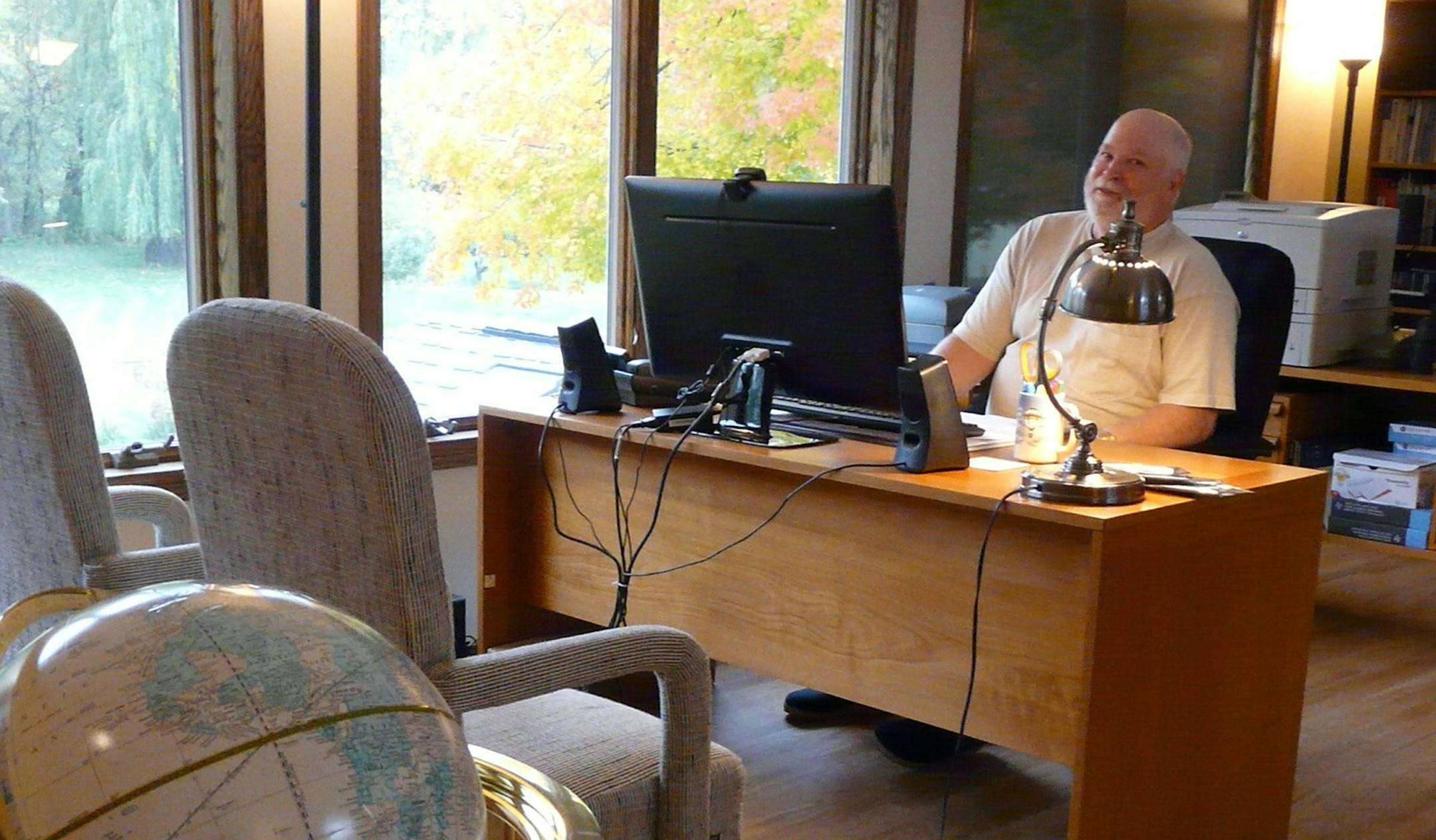 Afton City Council member Stan Ross at home on the Internet, he runs an electrical engineering firm out of his home. Photo by David Peterson, david.a.peterson@startribune.com