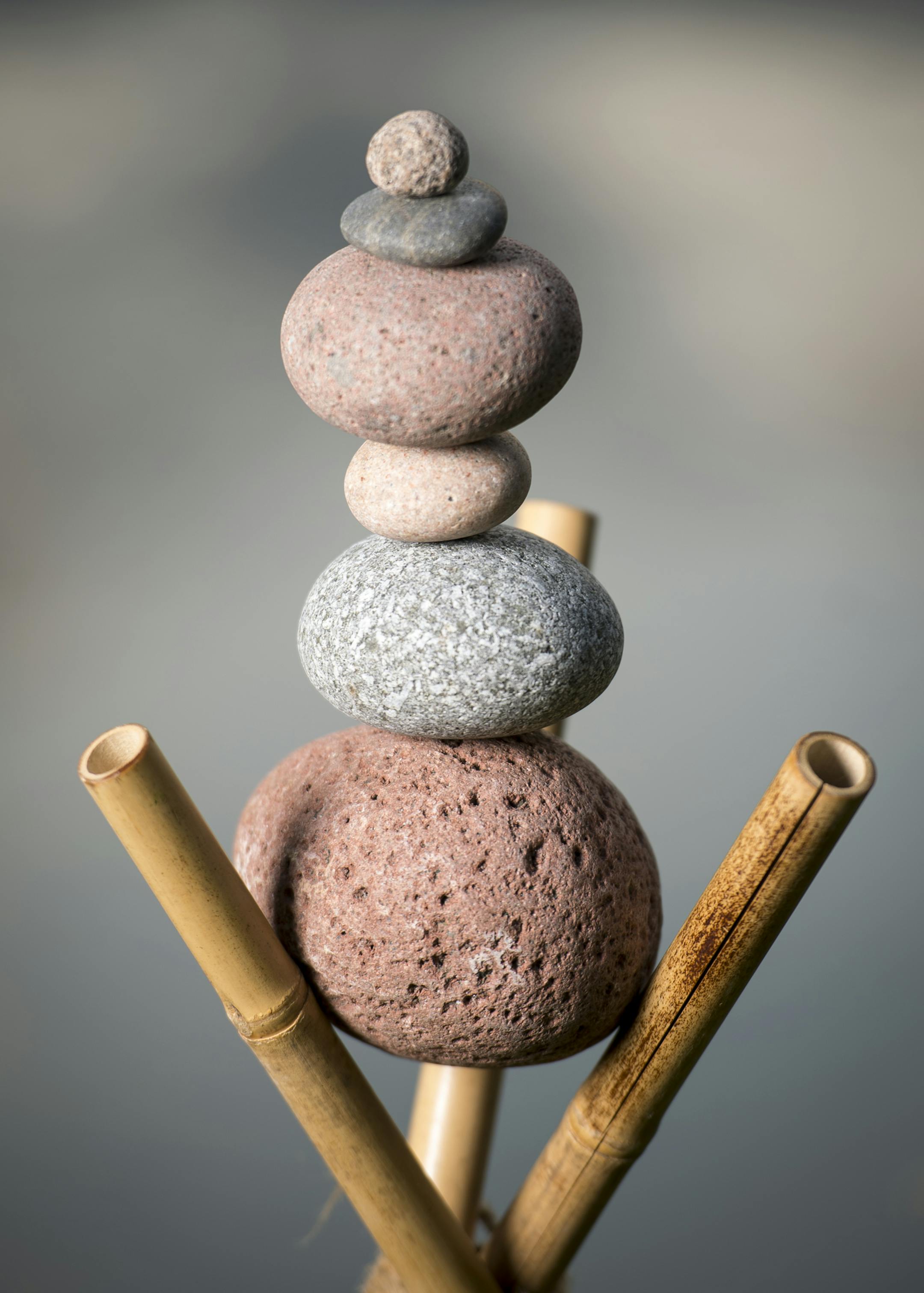Rocks balanced by Peter Juhl. ] Aaron Lavinsky • aaron.lavinsky@startribune.com Peter Juhl has made stacking rocks into an art form, but also boggles passers by with the feats of balance he achieves. Juhl was photographed Friday, June 26, 2015 near Lake Harriet's south beach.