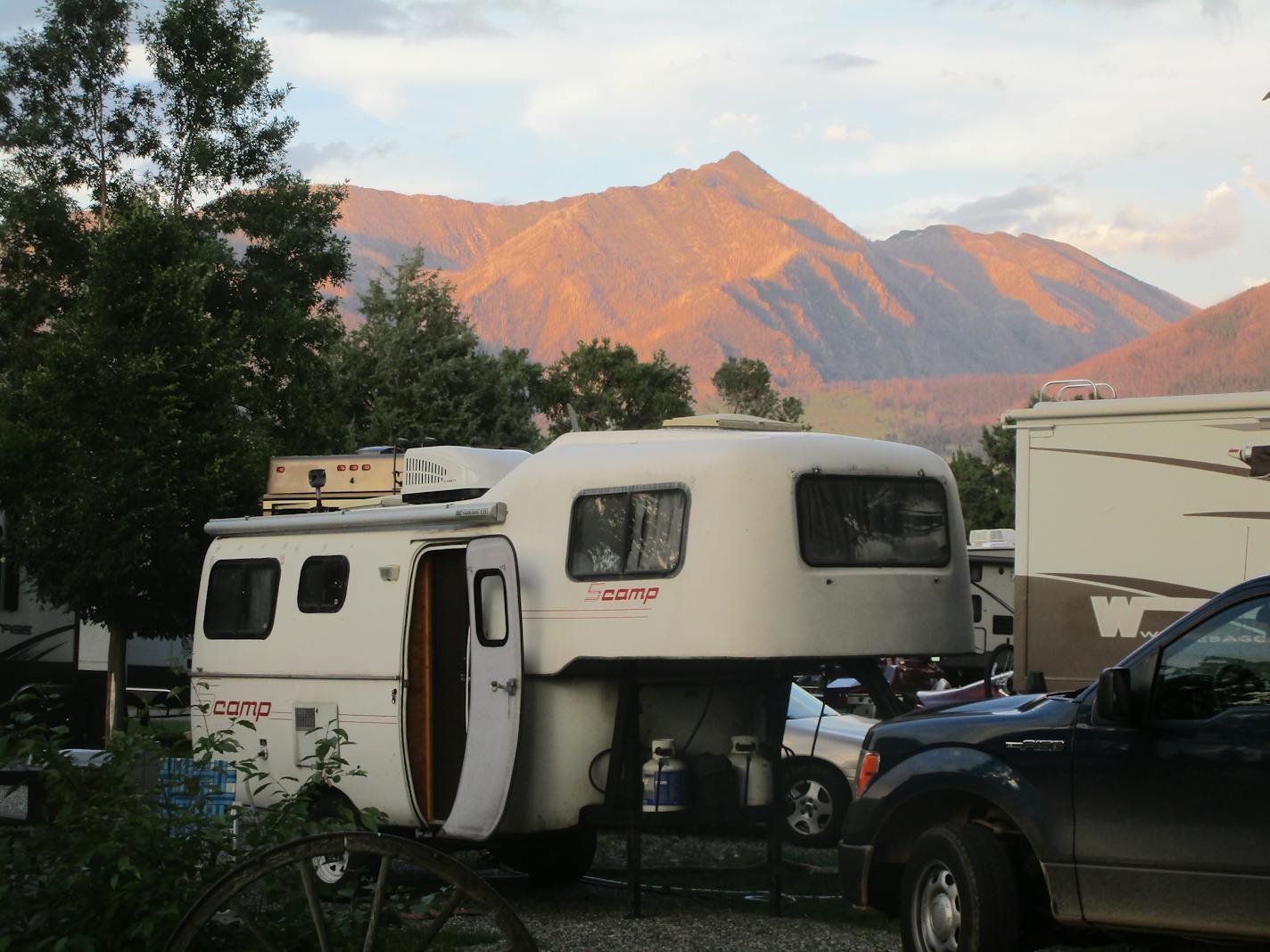 A Scamp fifth-wheel.