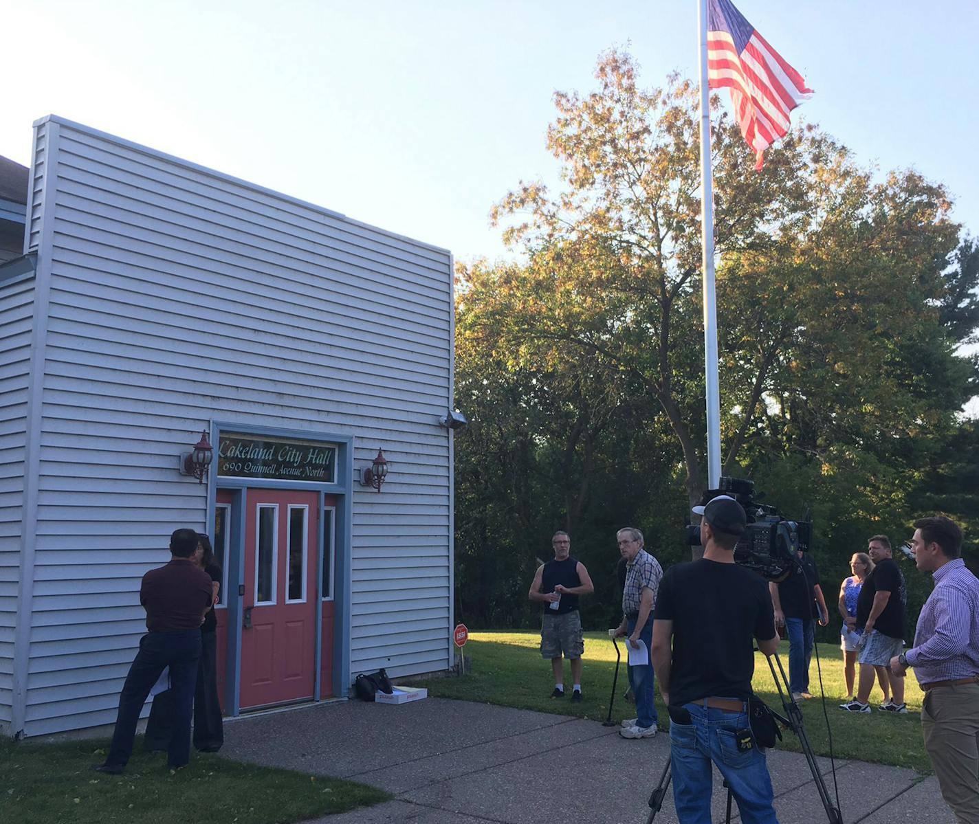 The crowd waited Tuesday night to be let into Lakeland City Hall.