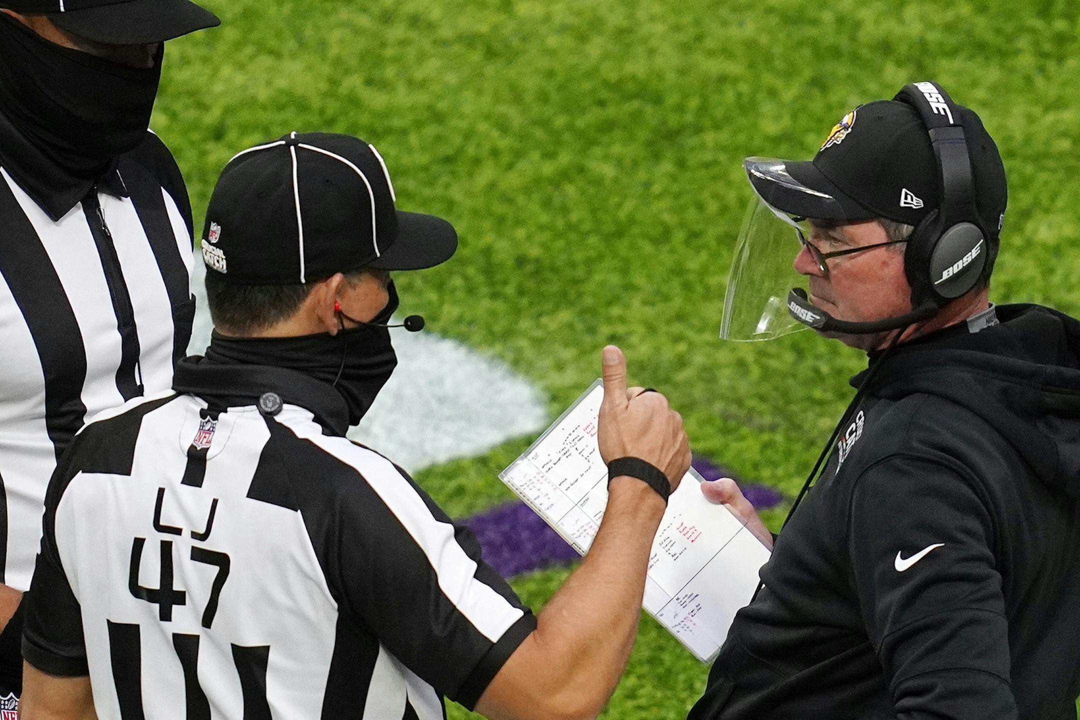 Minnesota Vikings head coach Mike Zimmer talked with the officials on the sideline in the second quarter.