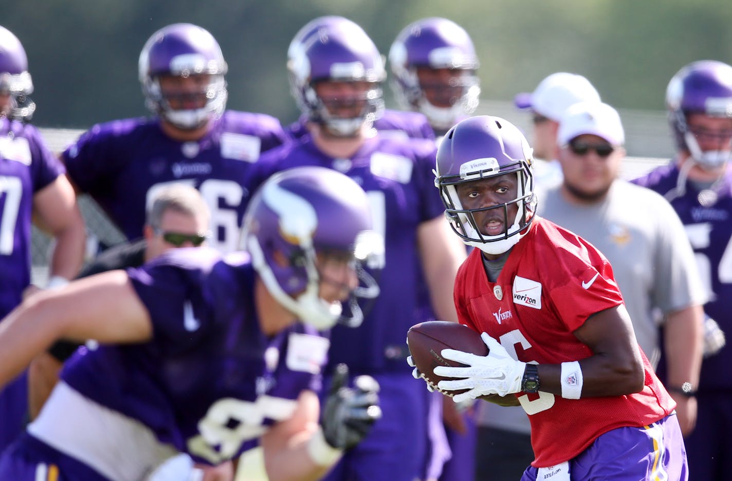 Teddy Bridgewater looked downfield during Sunday's practice at Minnesota State Mankato.