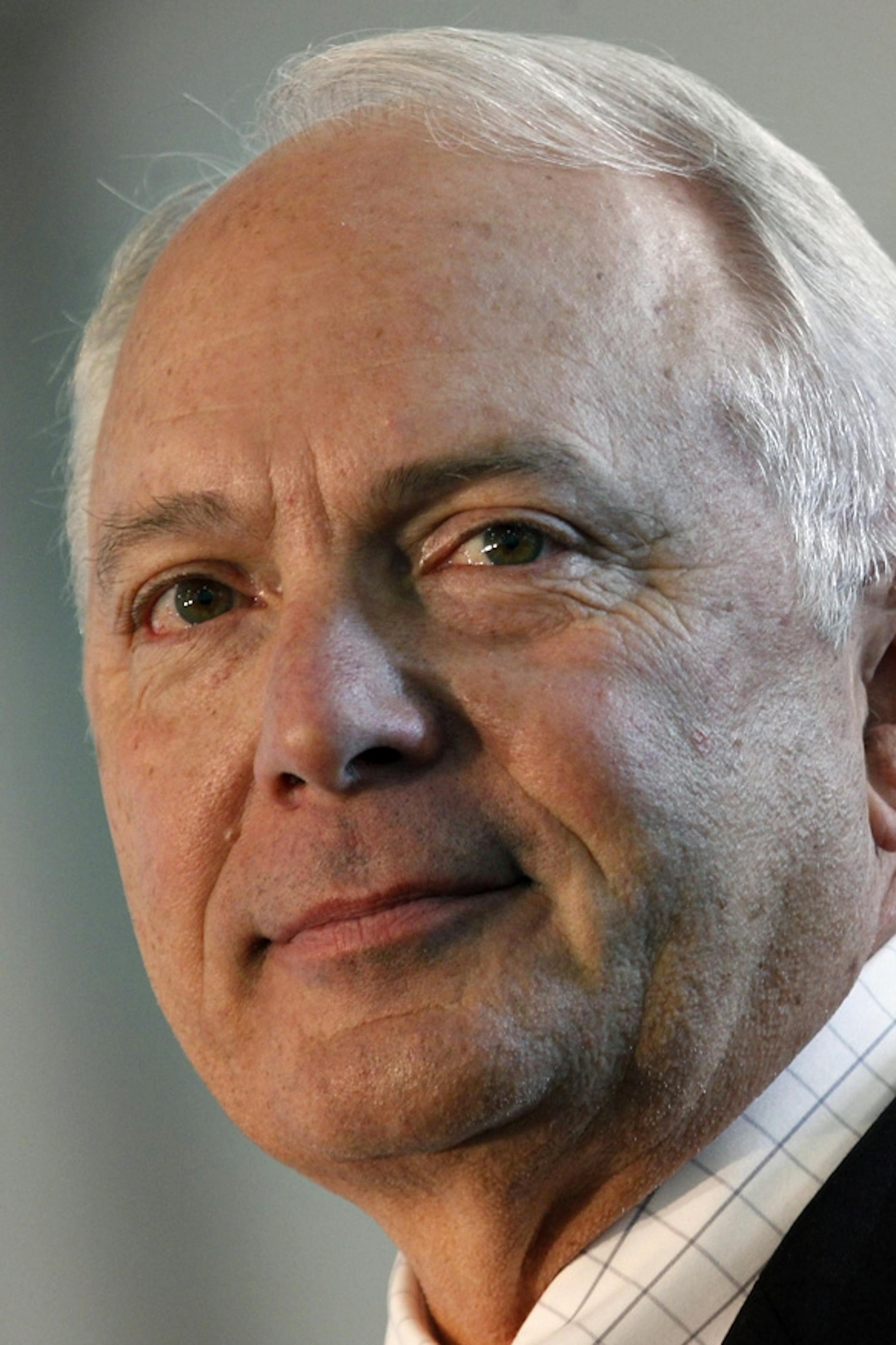 TOM WALLACE ‚Ä¢ twallace@startribune.com Assignment #20014915A Slug: repulicans1031 Date: October, 30 _ Candidates,Tom Emmer and Michele Bachmann at the key Hanger Anoka Airport. - IN THIS PHOTO ]Candidate, John Kline at the key Hanger Anoka Airport. ORG XMIT: MIN2012110623435896 ORG XMIT: MIN1303171541410884 ORG XMIT: MIN1304281722181772 ORG XMIT: MIN1308071731148068