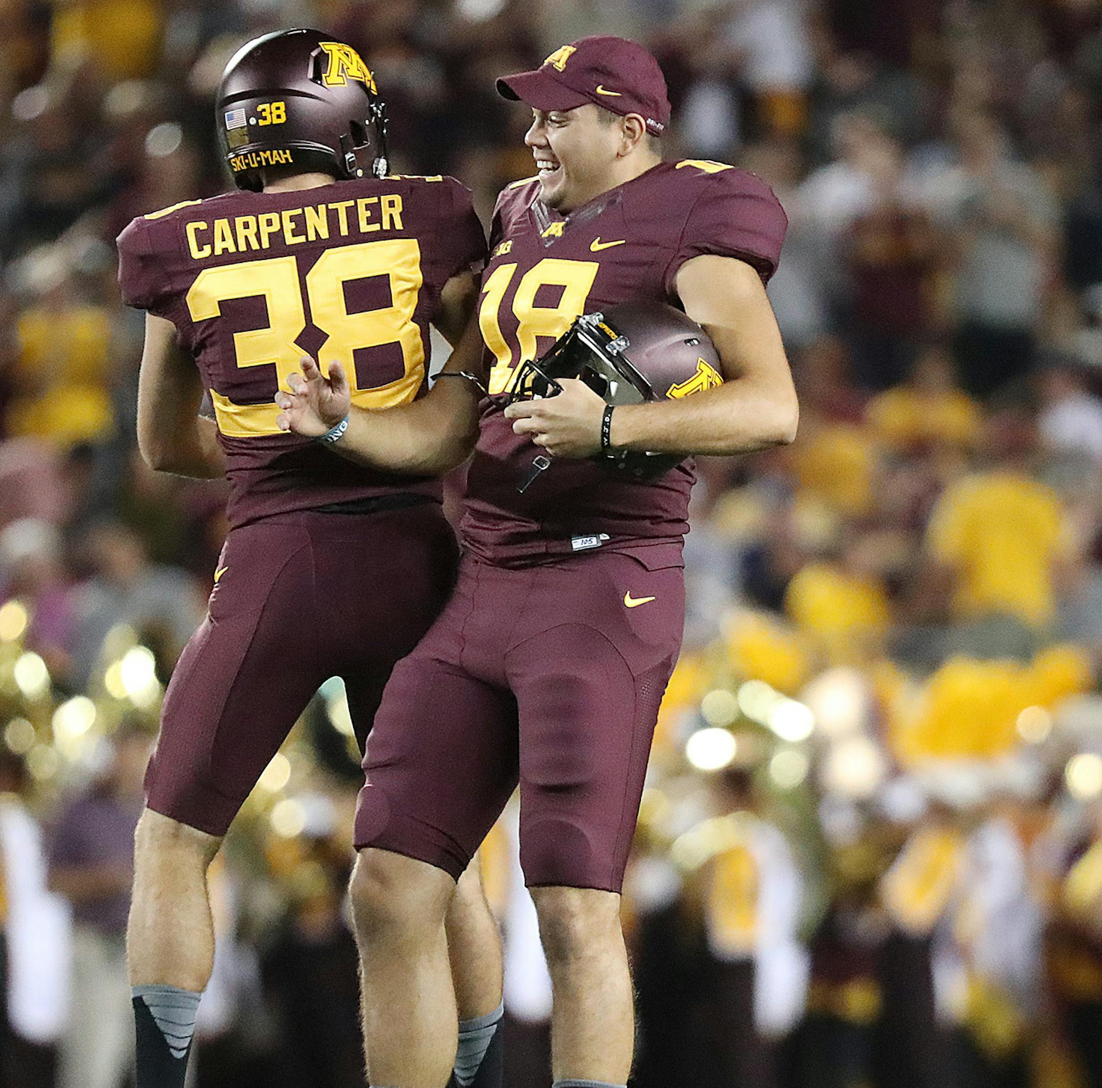 Minnesota Gophers punter Ryan Santoso celebrated place kickers Emmit Carpenter's field goal in the second quarter as the Gophers took on Oregon State at TCF Bank Stadium, Thursday, September 1, 2016 in Minneapolis, MN. ] (ELIZABETH FLORES/STAR TRIBUNE) ELIZABETH FLORES &#x2022; eflores@startribune.com