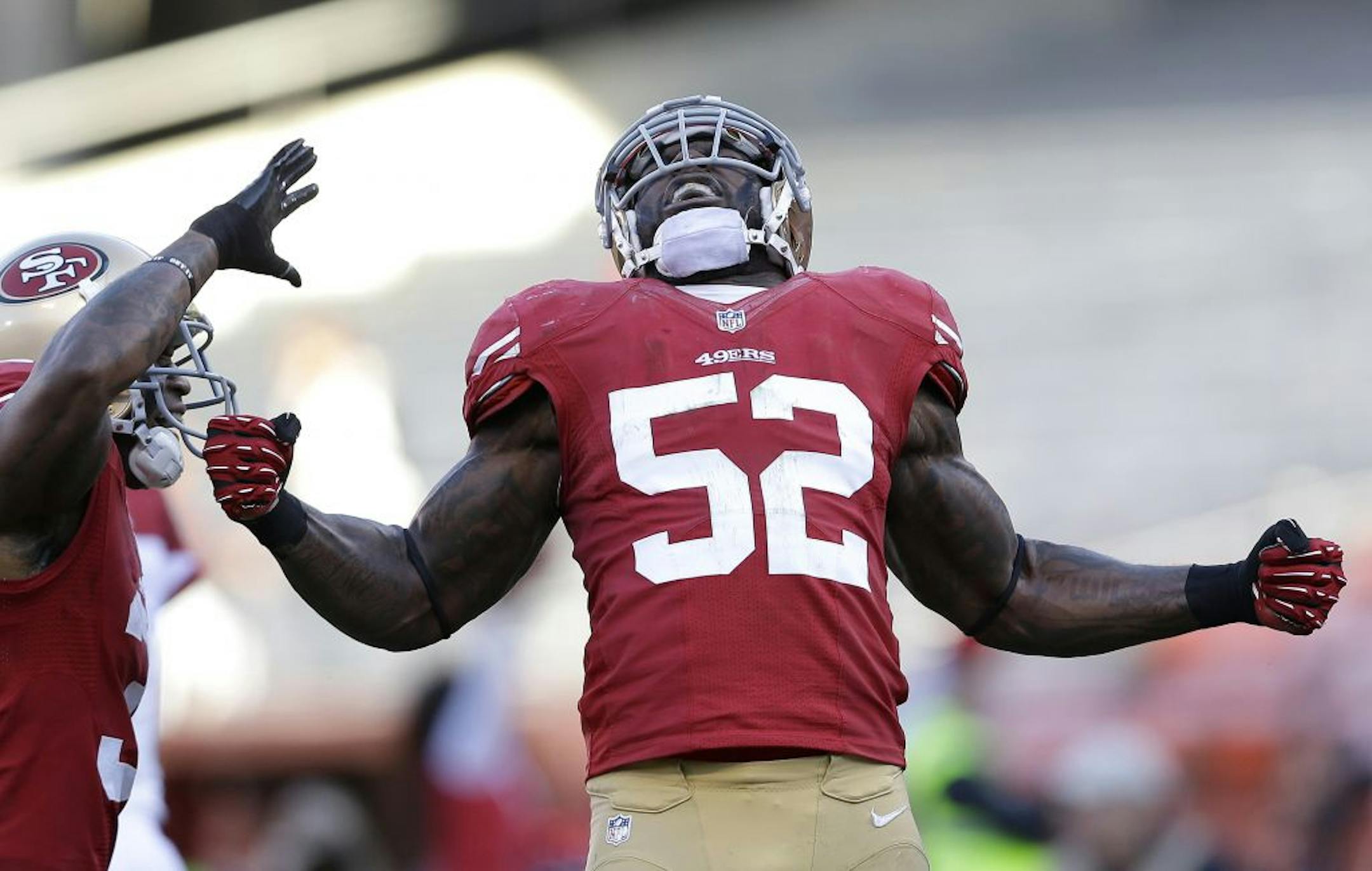 San Francisco 49ers linebacker Patrick Willis