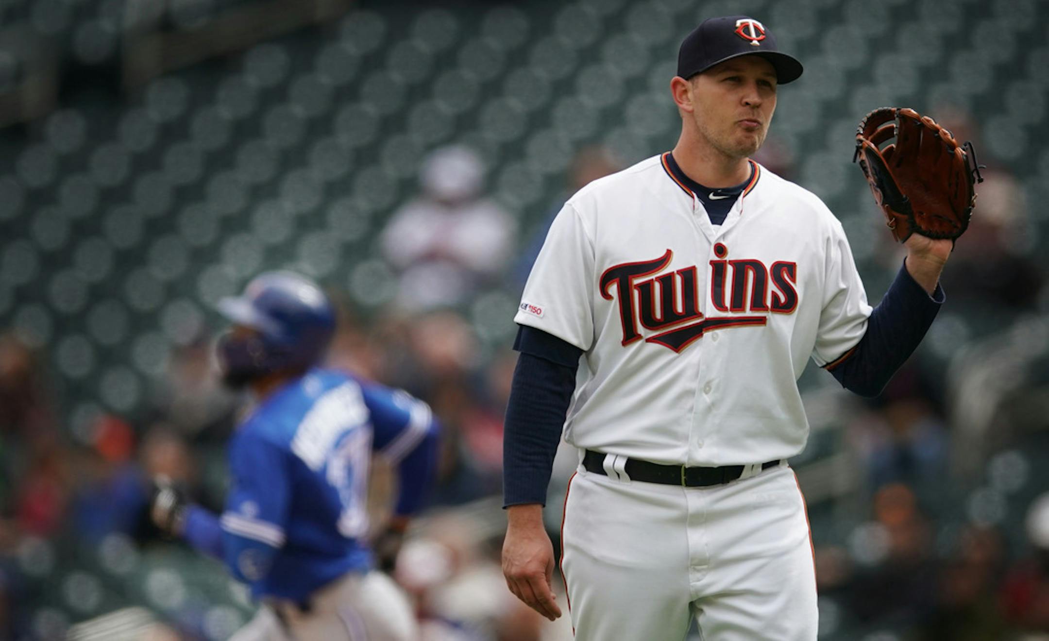 Toronto Blue Jays right fielder Teoscar Hernandez (37) rounded the bases after hitting a solo home run in the eight inning on Minnesota Twins relief pitcher Tyler Duffey (21) at Target Field Thursday April 18, 2019 in Minneapolis, MN.] The Toronto Blue Jays beat the Minnesota Twins 7-4 at Target Field. Jerry Holt • Jerry.holt@startribune.com