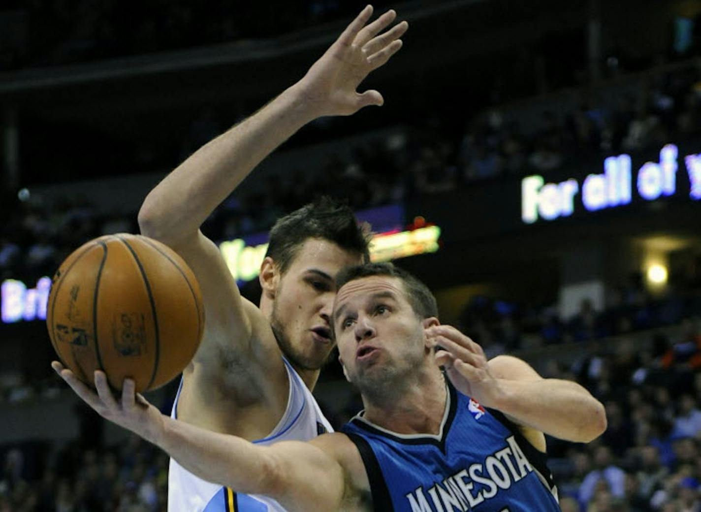 Wolves guard J.J. Barea (11)