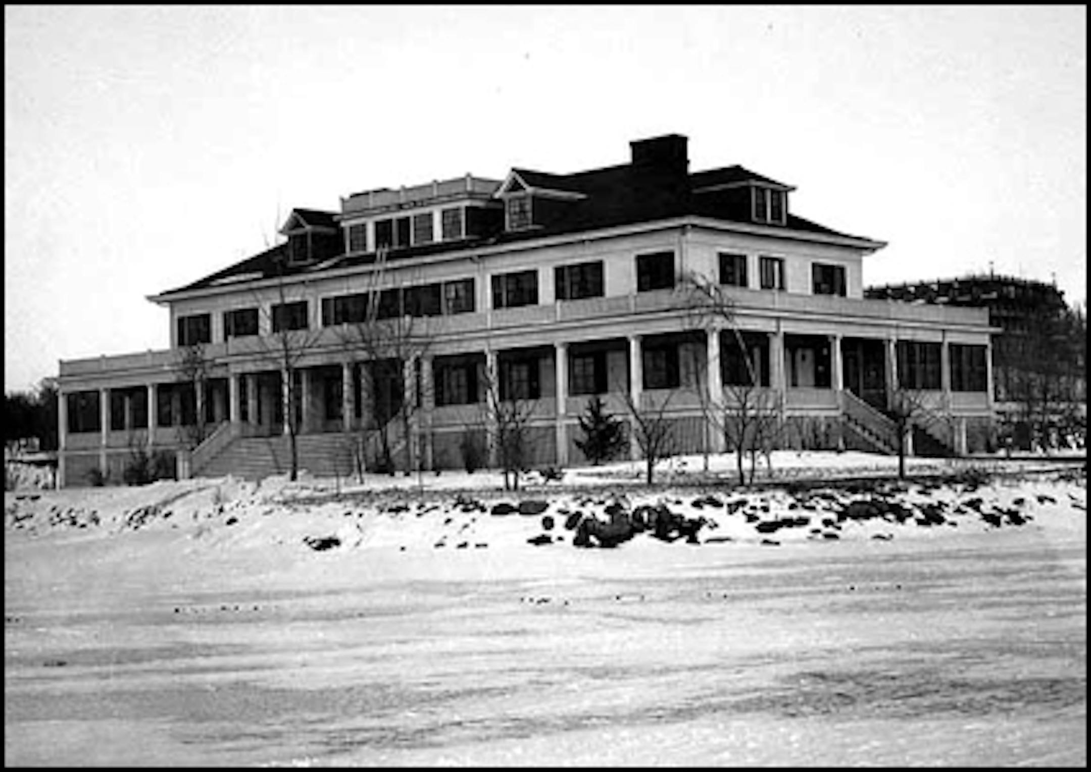 Minnetonka Ice Yacht Club, Deephaven, about 1902