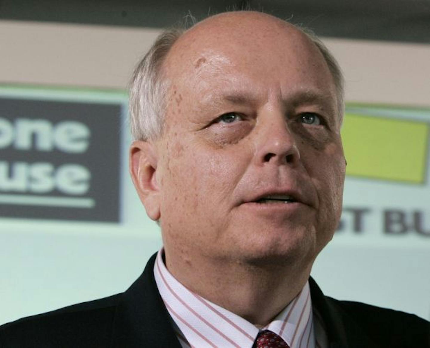 In this May 8, 2008 file photo, Brad Anderson, Vice Chairman and CEO of Best Buy, looks on, following news conference in London. Best Buy Co. Inc. laid out a succession plan Wednesday, Jan. 21, 2009, saying Brian J. Dunn, its president and chief operating officer, will take over this summer as chief executive of the nation's largest consumer electronics chain. The 48-year-old, who began working at the company as a store clerk in 1985, will succeed retiring CEO Brad Anderson, 59.