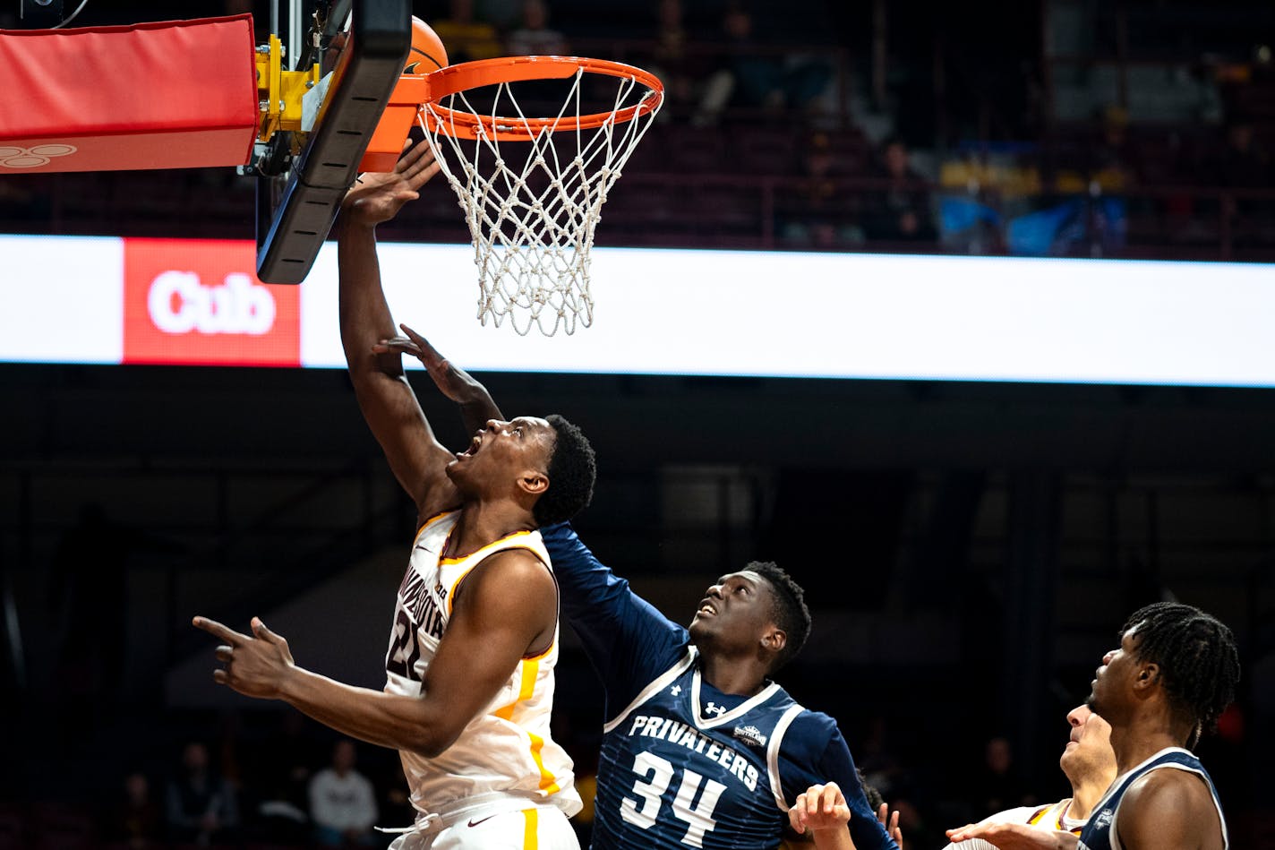 Minnesota forward Pharrel Payne (21) scores a basket in the second half of the game against the New Orleans Privateers in the Williams Arena in Minneapolis, Minn. on Thursday, Nov. 30, 2023. ] Angelina Katsanis • angelina.katsanis@startribune.com