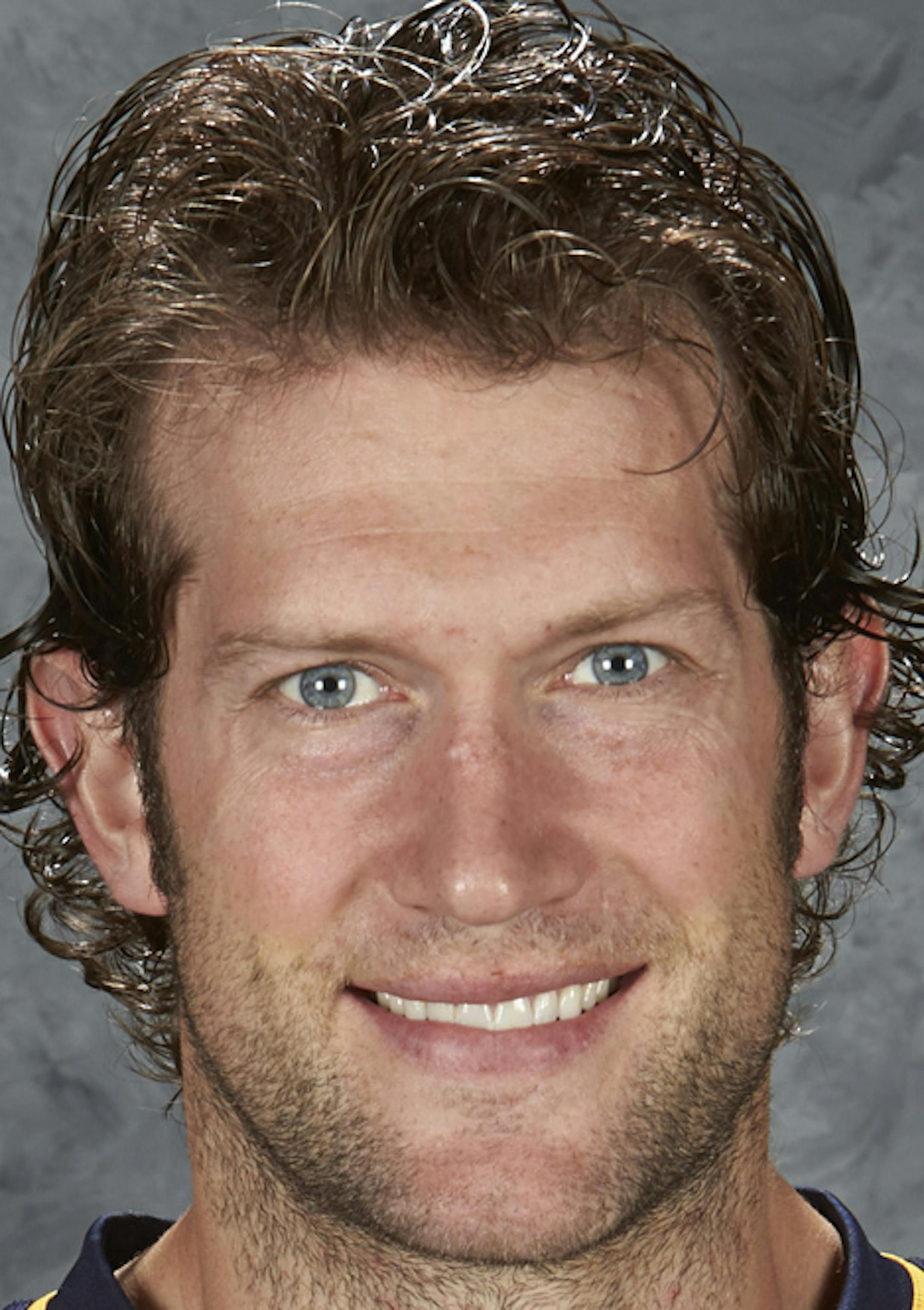ST. LOUIS, MO ‚Äì SEPTEMBER 12: David Backes of the St. Louis Blues poses for his official headshot for the 2013-2014 season on September 12, 2013 at the Scottrade Center in St. Louis, Missouri. (Photo by Mark Buckner/NHLI via Getty Images) *** Local Caption *** David Backes ORG XMIT: 177614449