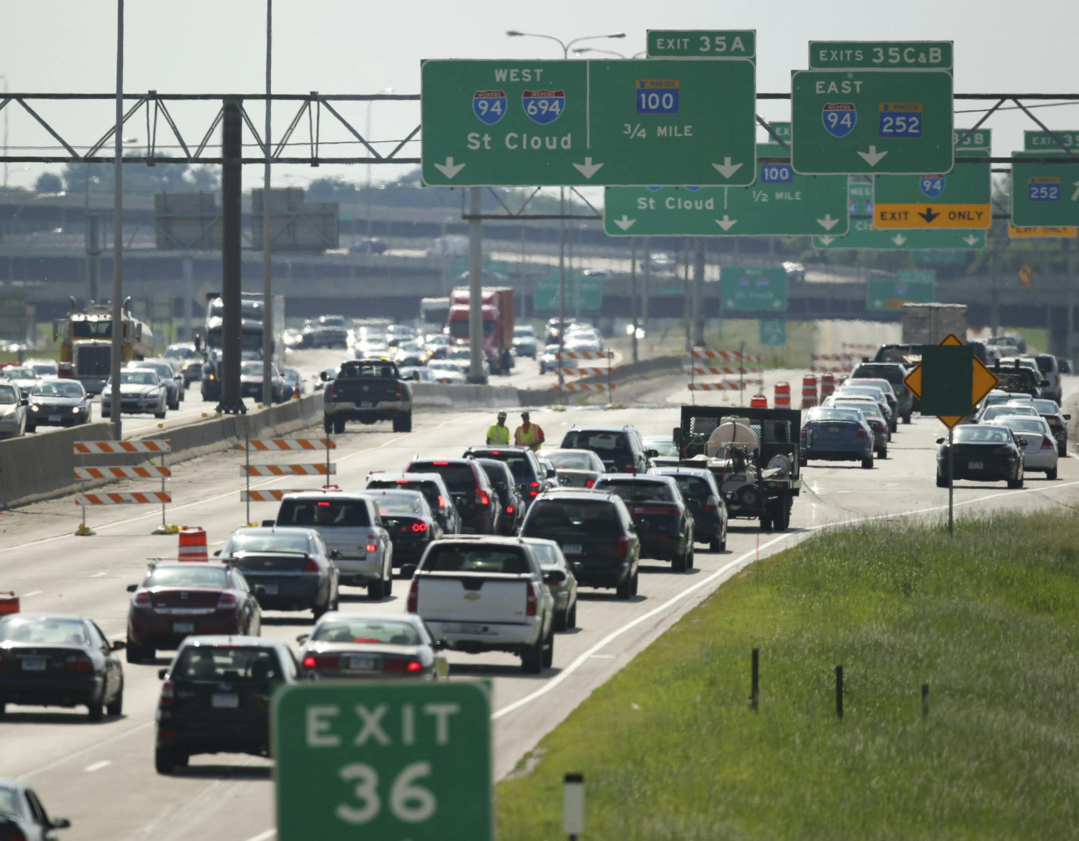 For the next five months, motorists on I-694 will face lane closures 24 hours a day between Hwy. 252 and I-35W. That's on top of work already in progress on I-694 extending east from I-35W to Hwy. 10, meaning the construction zone will extend 10 miles along the north metro's main east-west corridor. Westbound traffic on I-694 during rush hour Tuesday afternoon, June 18, 2013 in St. Paul. This view looking west is of westbound traffic approaching East River Rd. in Fridley. ] JEFF WHEELER ‚