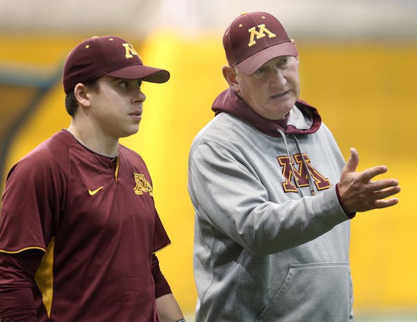 John Anderson talked to players during a Gophers baseball practice in 2014.