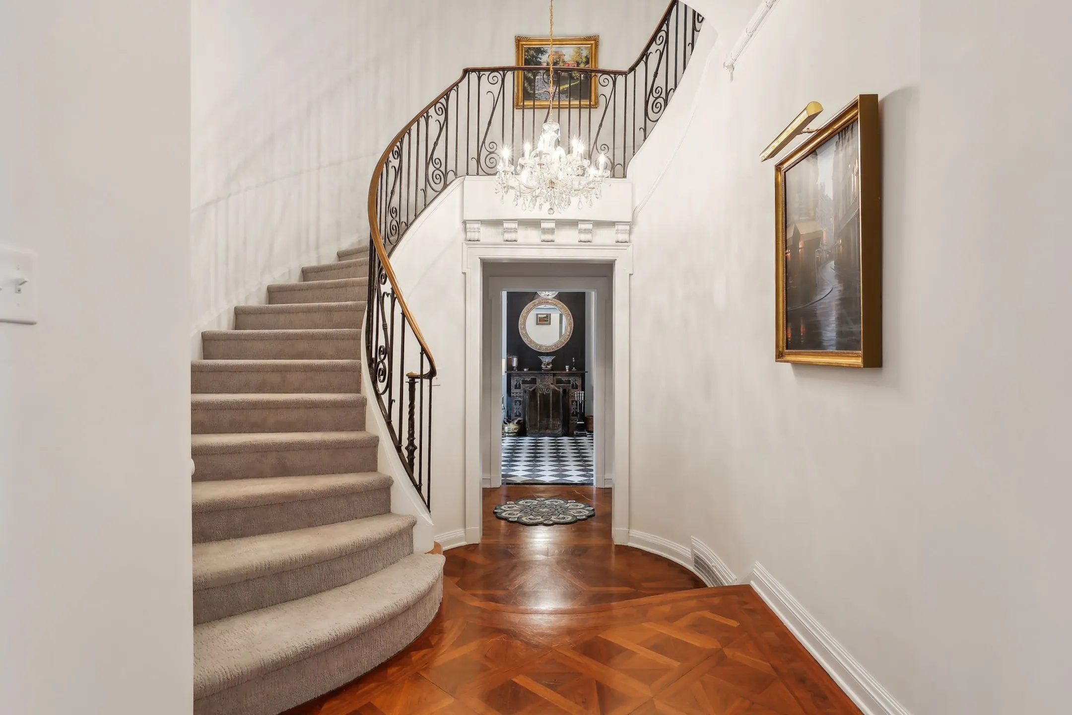 St. Paul home built for Hamm's Brewing heir lists for about $2 million