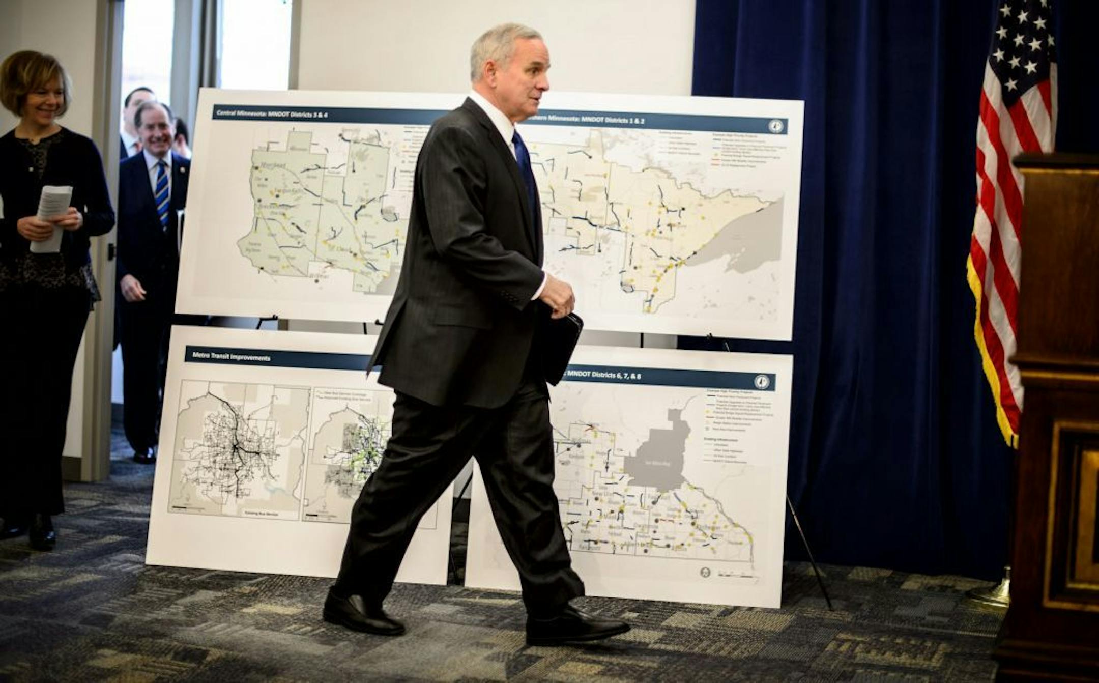 Governor Mark Dayton explained his plan to fix Minnesota's transportation systems at a news conference today.