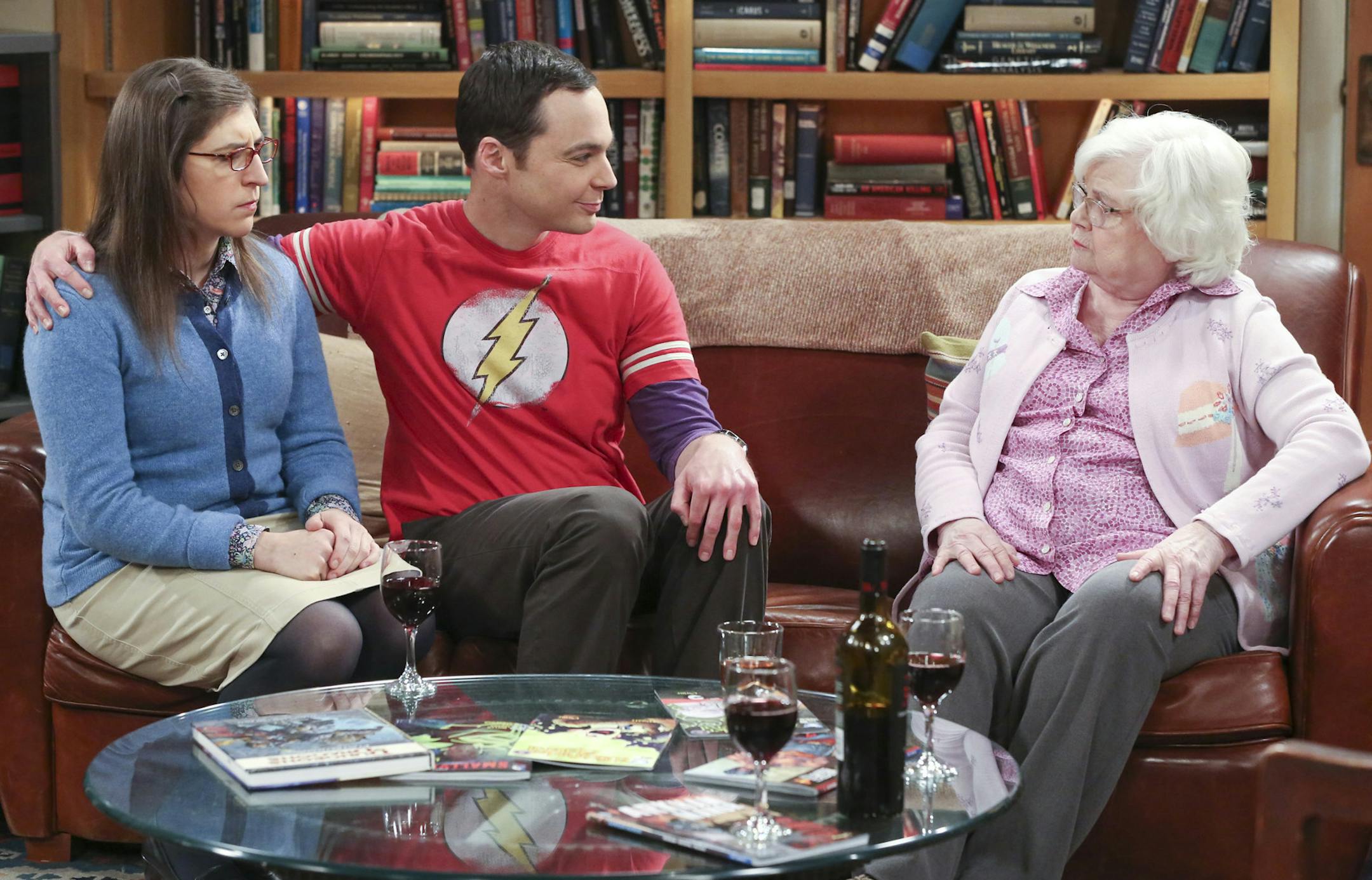 "The Meemaw Materialization" -- Sheldon\'s (Jim Parsons, center) thrilled when his Meemaw (June Squibb, right) comes to visit, but his excitement quickly fades when she butts heads with Amy, (Mayim Bialik, left) on THE BIG BANG THEORY, Thursday, Feb. 4 (8:00-8:31 PM, ET/PT), on the CBS Television Network. Also Pictured left to right: Johnny Galecki and Kaley Cuoco Photo: Michael Yarish/Warner Bros. Entertainment Inc. √?¬© 2016 WBEI. All rights reserved.