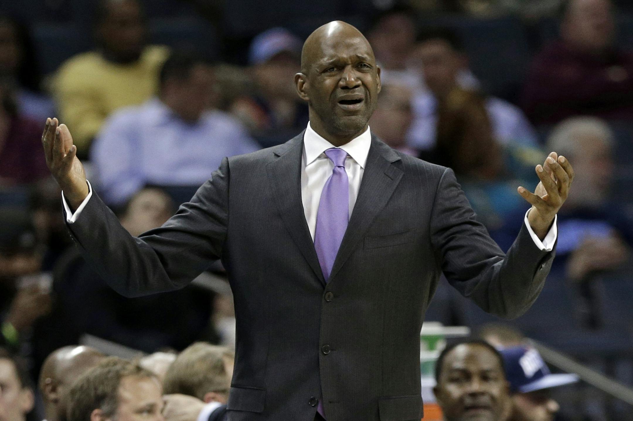 Timberwolves temporary head coach Terry Porter