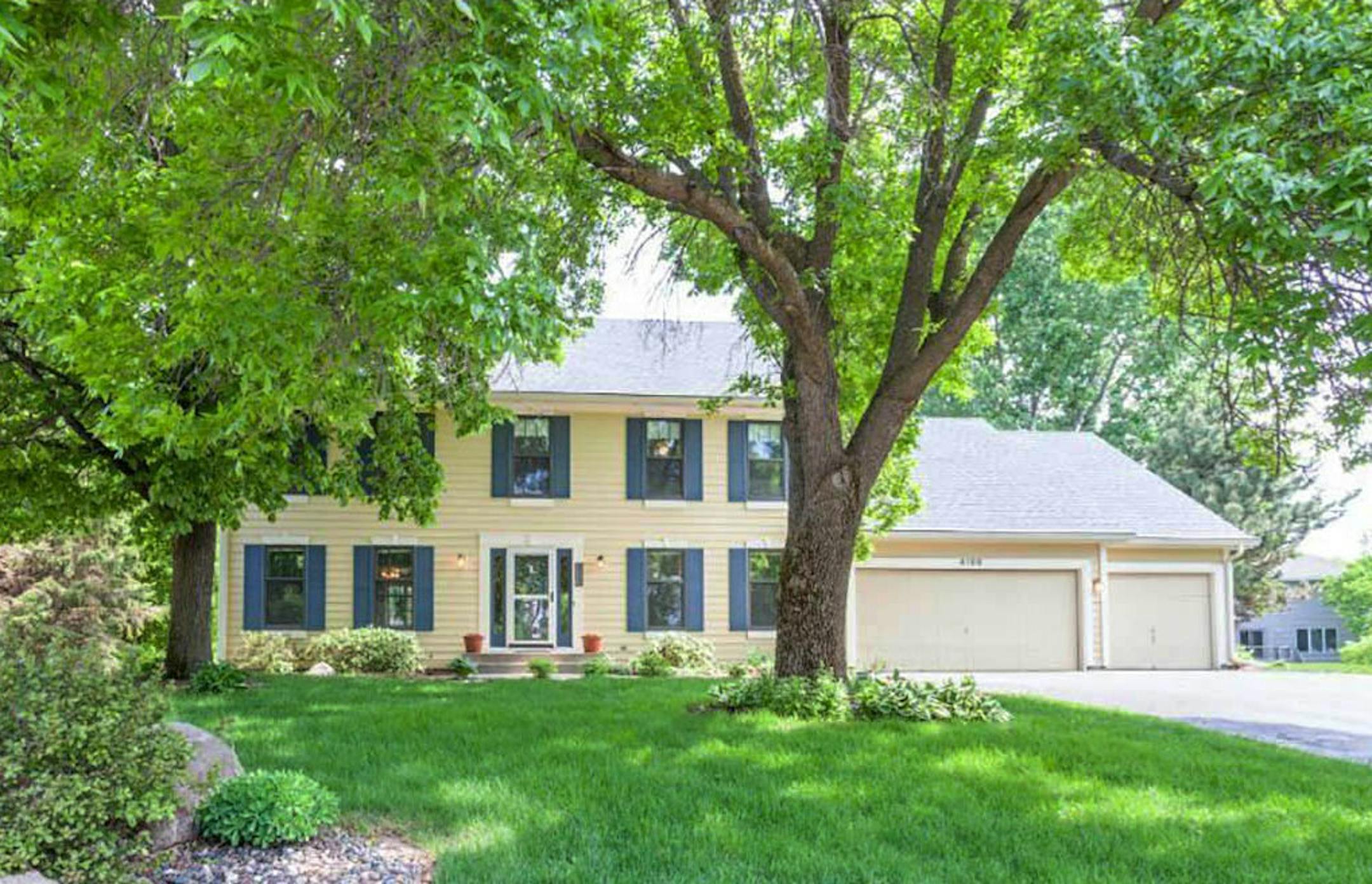 Vadnais Heights
Built in 1991, this five-bedroom, four-bath house has 3,323 square feet and features four bedrooms on one level, two fireplaces, formal dining room, hardwood floors, full finished walkout basement, deck and inground sprinkler system. Listed by Melissa Wiegele, Coldwell Banker Burnet, 651-403-0184.