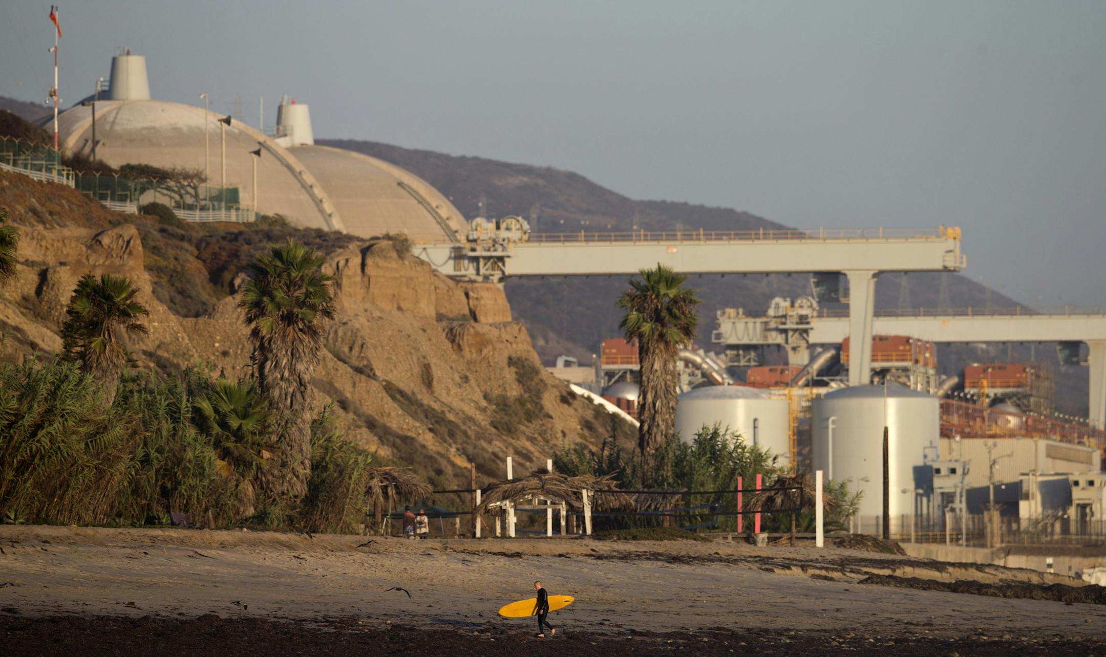 FILE -This Sept. 13,2012 file photo shows the San Onofre nuclear power plant along the Pacific Ocean coastline in San Onofre, Calif. Officials announced Friday, June 7, 2013 that the troubled San Onofre nuclear power plant is closing, after an epic 16-month battle over whether the twin reactors could be safely returned to service. (AP Photo/Gregory Bull,File)