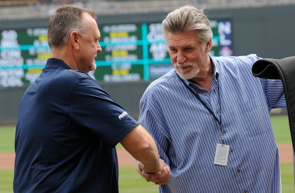 Former Minnesota Twins pitchers Bert Blyleven, left and Jack Morris before a baseball game Wednesday, May 11, 2011 in Minneapolis. Either would be an 
