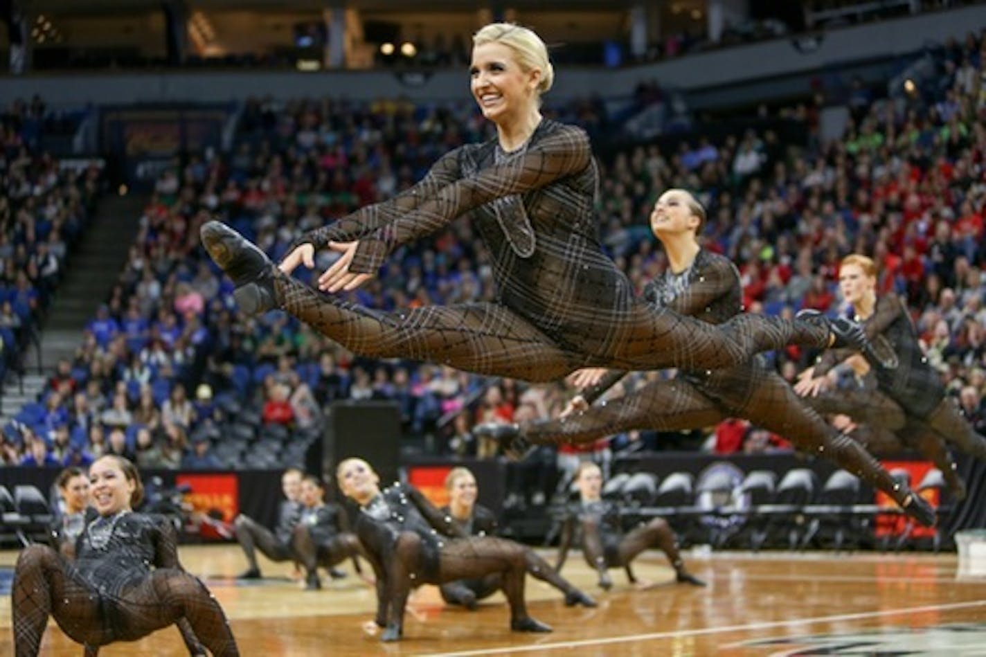 Eastview performs at the 2017 MSHSL Dance Team High Kick Tournament.