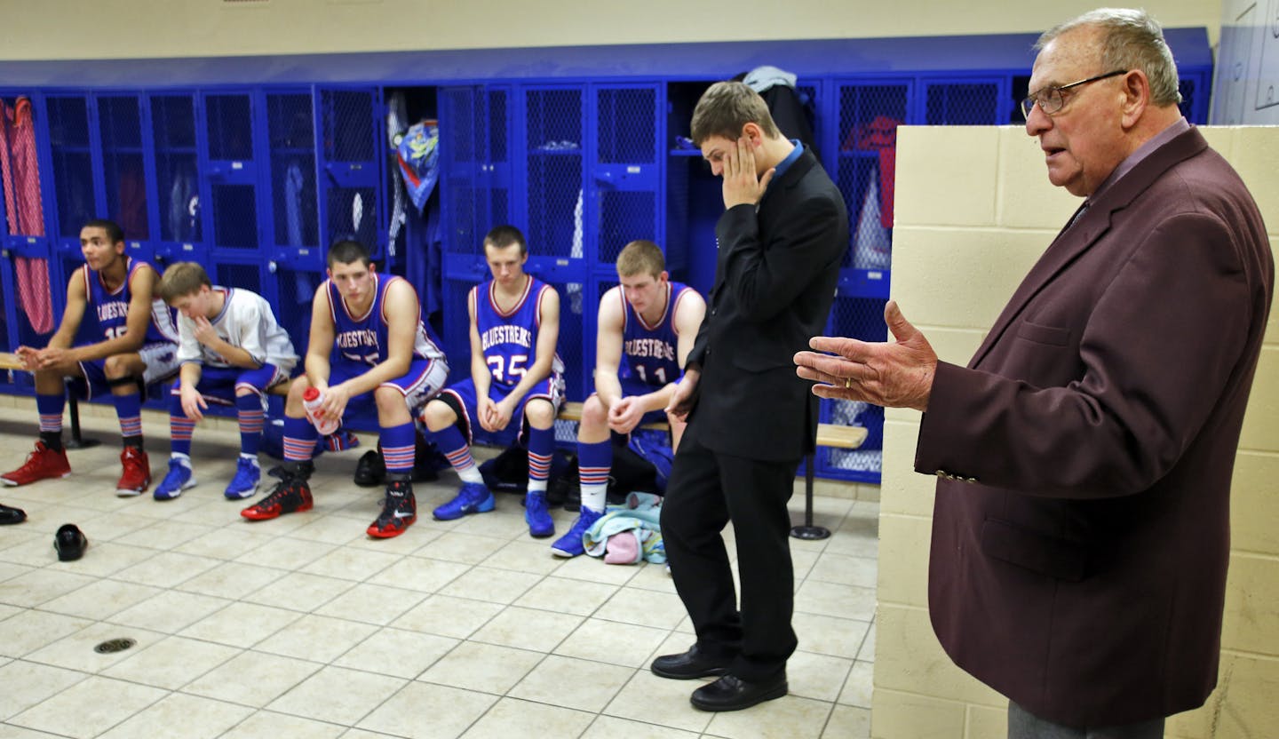 Bob McDonald talked to his players after taking a 60-14 lead against Northeast Range. &#x201c;We have a big lead at halftime,&#x201d; he said. &#x201c;That&#x2019;s not our problem; it&#x2019;s their problem.&#x201d;