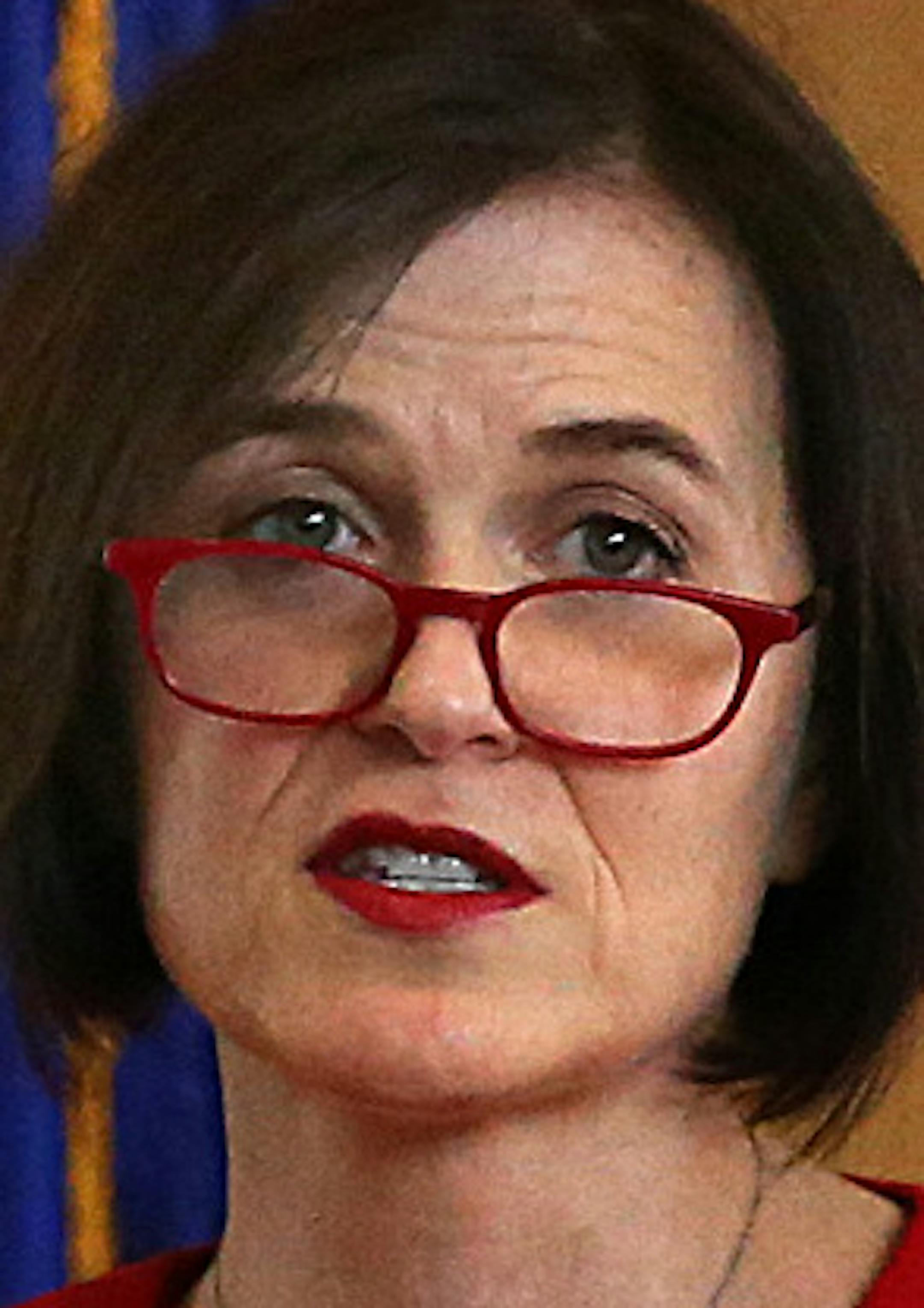 Mayor Betsy Hodges delivers State of the City address at the American Swedish Institute (Larson Hall). ] JIM GEHRZ ï james.gehrz@startribune.com / Minneapolis, MN / April 2, 2015 /12:00 PM - BACKGROUND INFORMATION: Mayor Betsy Hodges delivers State of the City address at the American Swedish Institute (Larson Hall).