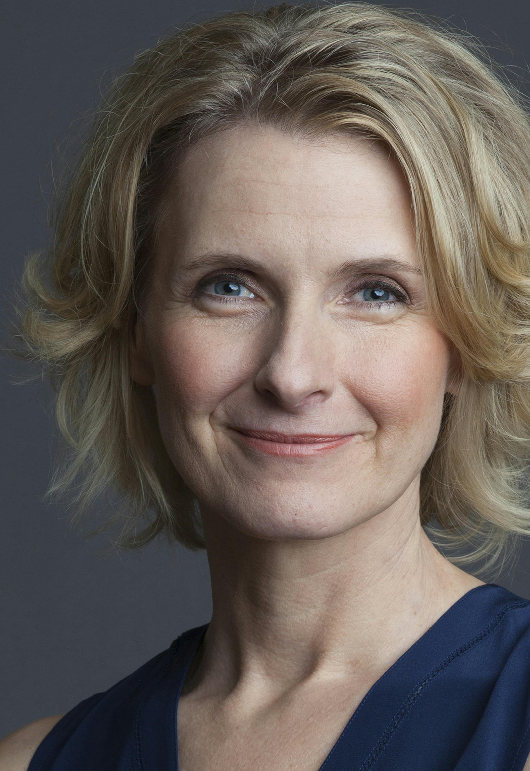 Elizabeth Gilbert Photo by Timothy Greenfield-Sanders