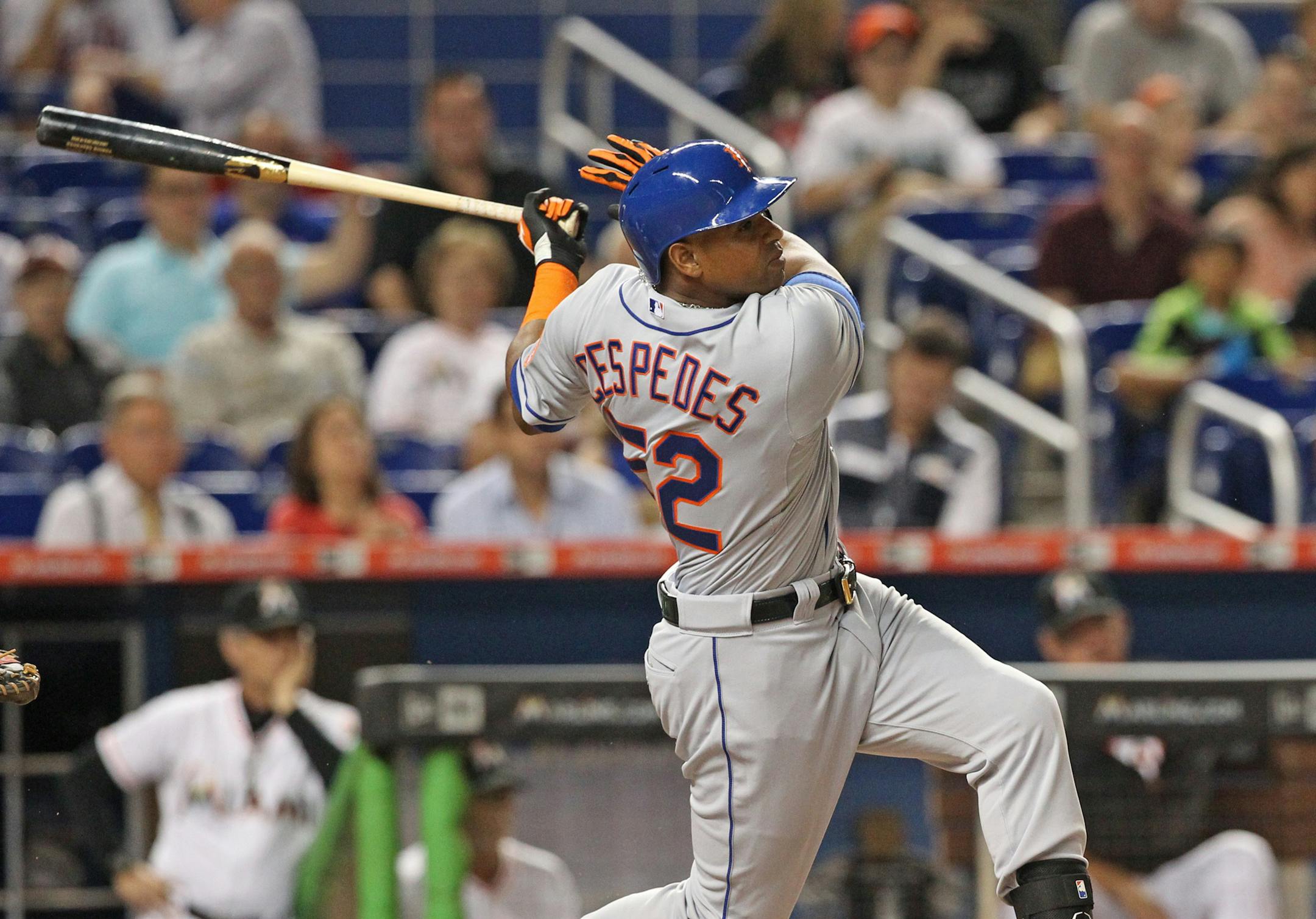 New York Mets' Yoenis Cespedes bats during the third inning on Monday, Aug. 3, 2015, at Marlins Park in Miami. (Hector Gabino/El Nuevo Herald/TNS) ORG XMIT: 1171819