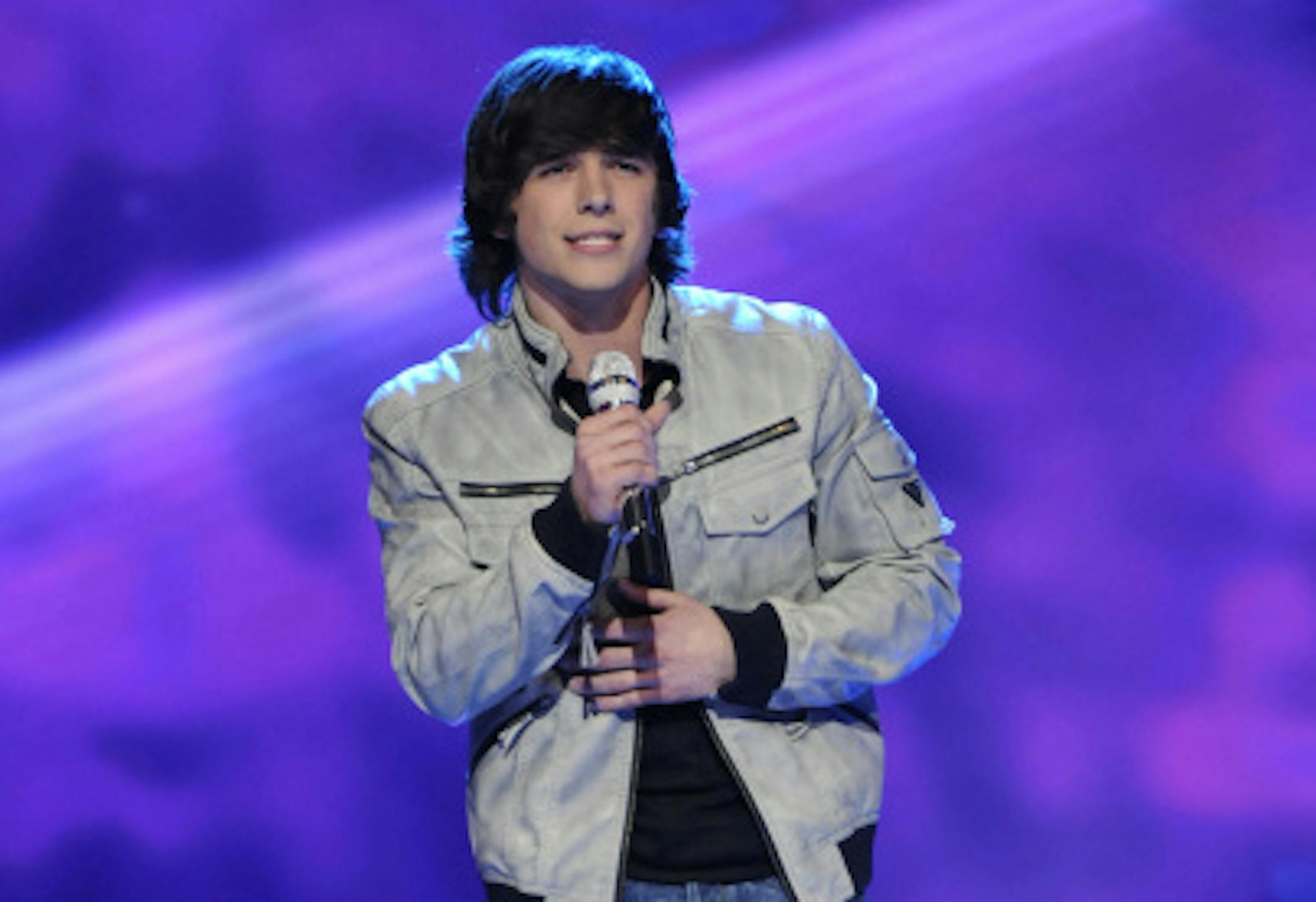 AMERICAN IDOL: TOP 24:  Alex Lambert performs in front of the judges on AMERICAN DOL airing Wednesday, Feb. 24 on FOX.  CR: Michael Becker/ FOX.
