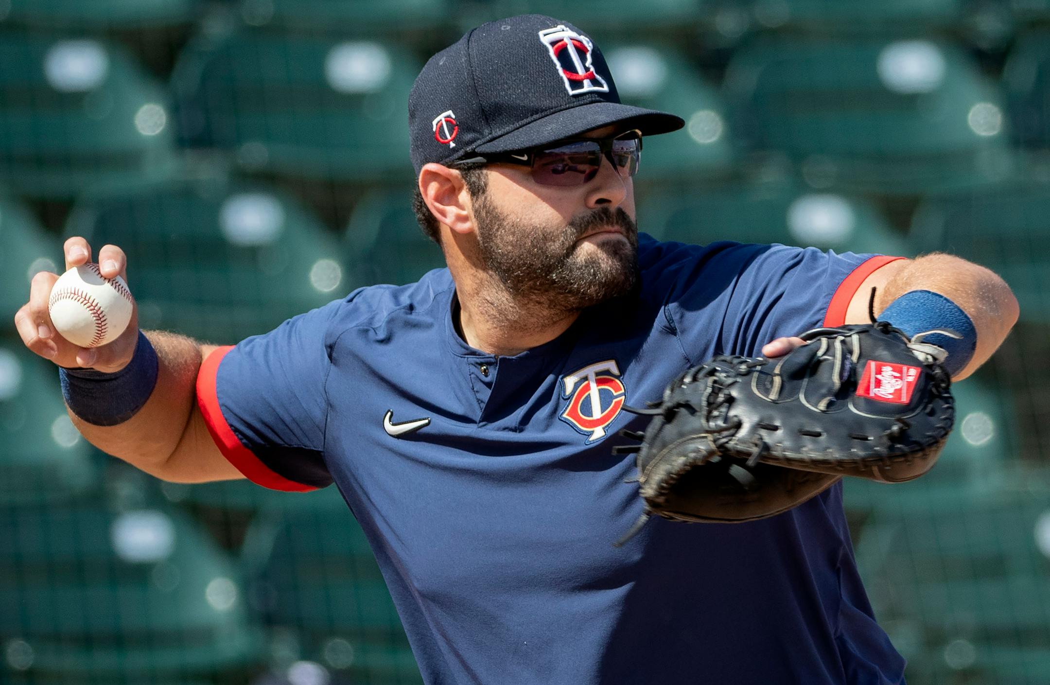 Twins catcher Alex Avila