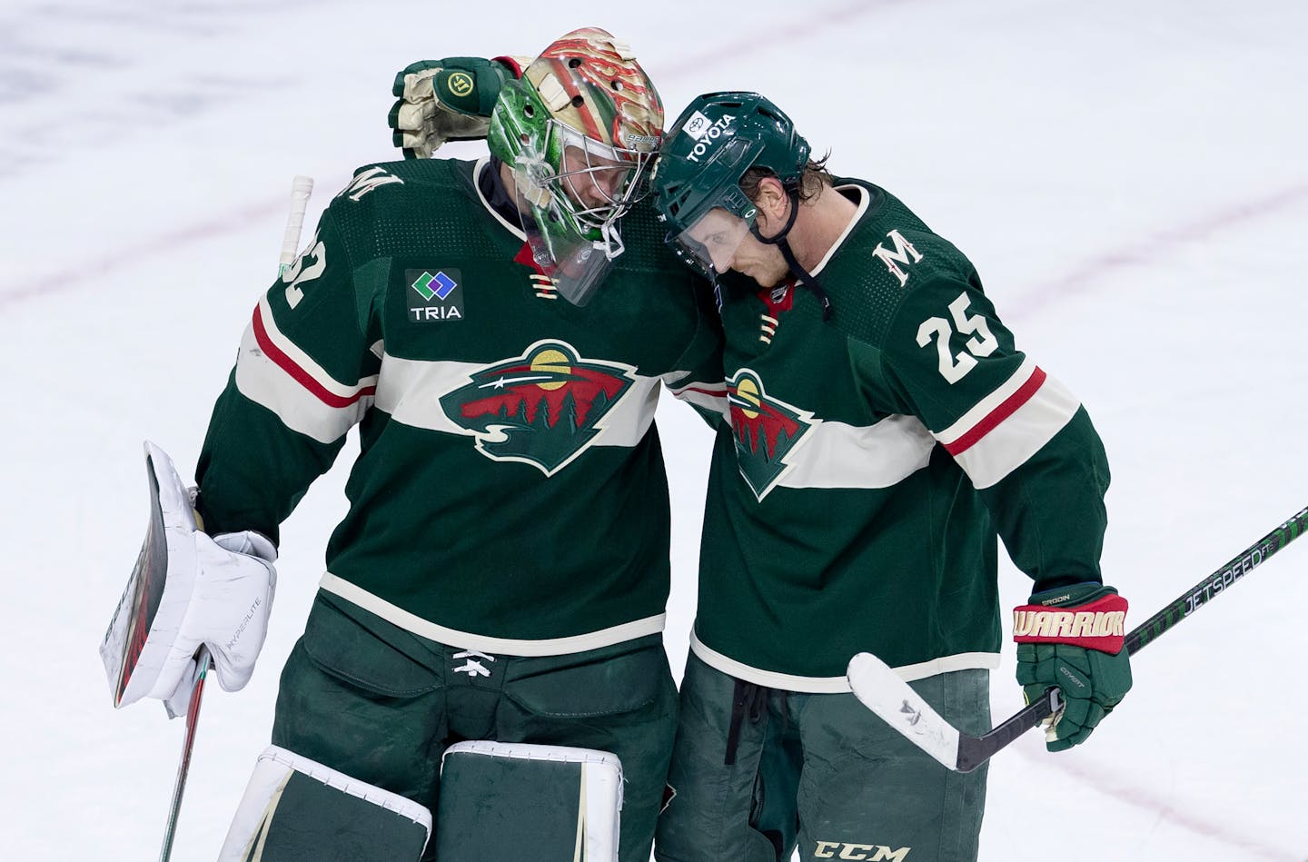 Minnesota Wild goalie Filip Gustavsson (32) and Jonas Brodin (25) celebrate at the end of the game Tuesday, February 21, 2022, at Xcel Energy Center in St. Paul, Minn. ] CARLOS GONZALEZ • carlos.gonzalez@startribune.com.