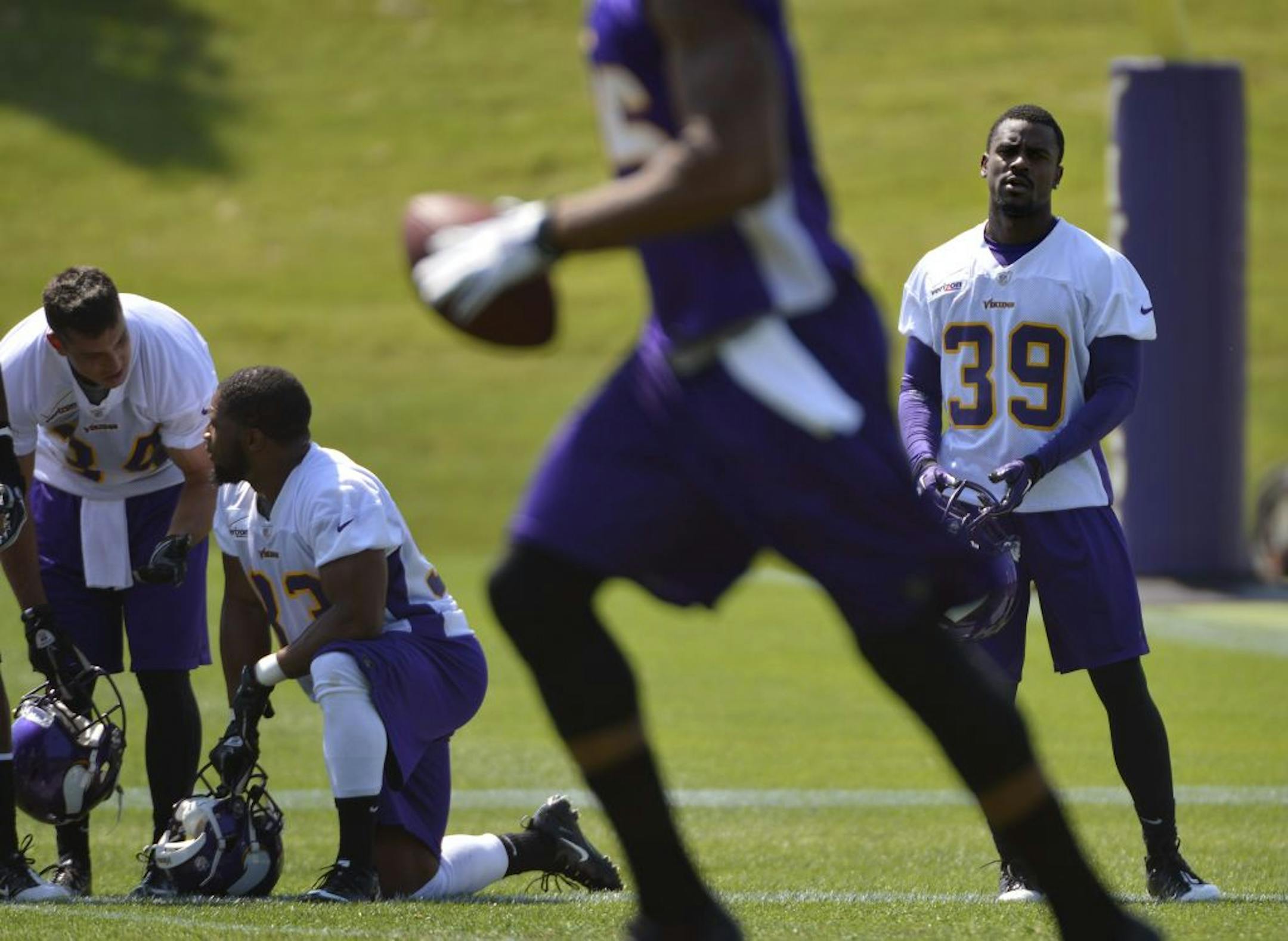 Rookie defensive back Nick Taylor (39)