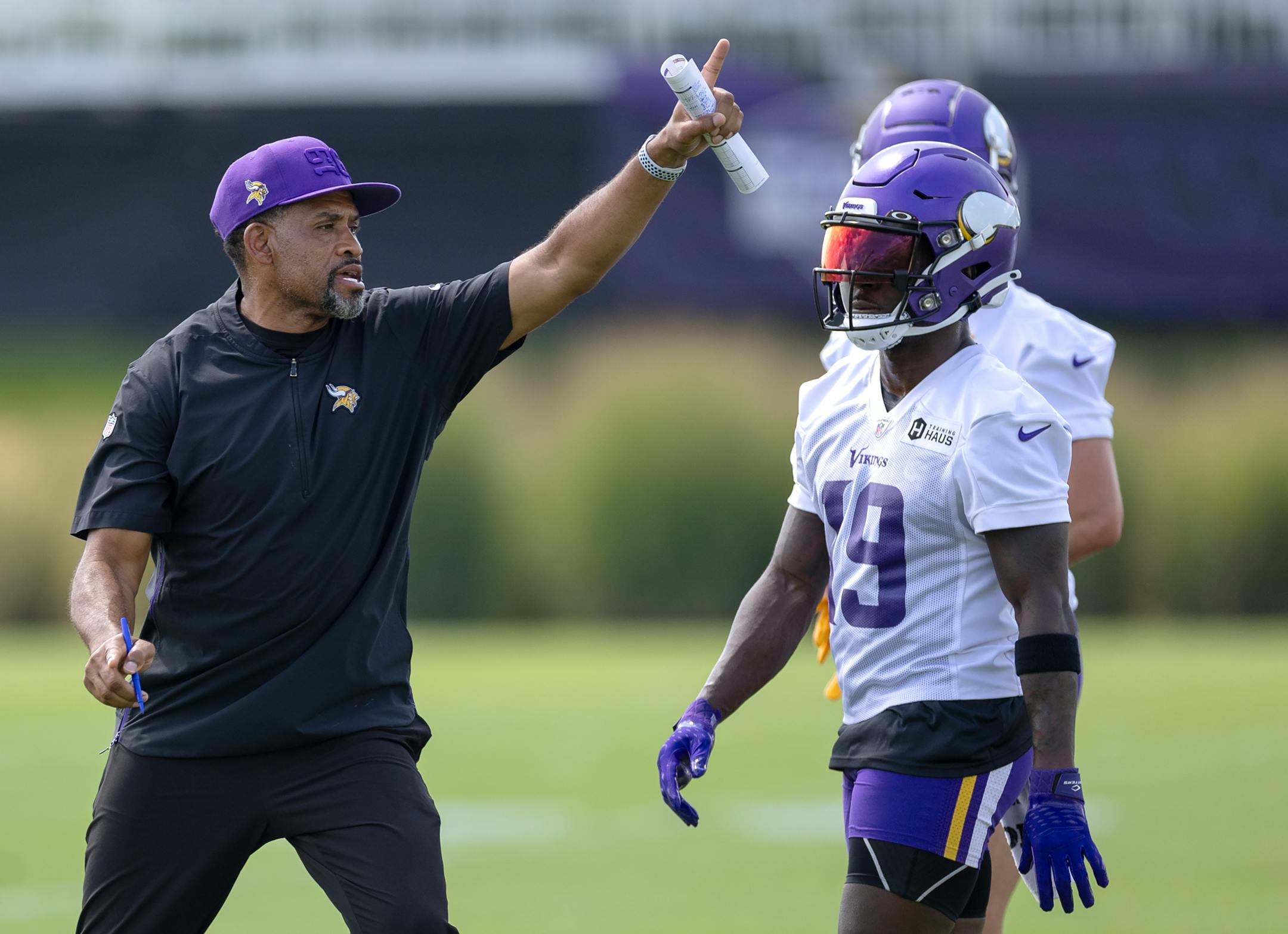 Minnesota Vikings receivers coach Keenan McCardell during practice.
