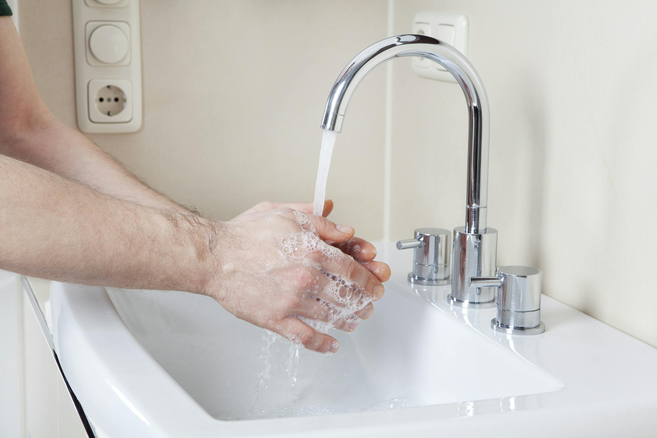 Handwashing is essential to keep healthy (Dreamstime/TNS) ORG XMIT: 1602646