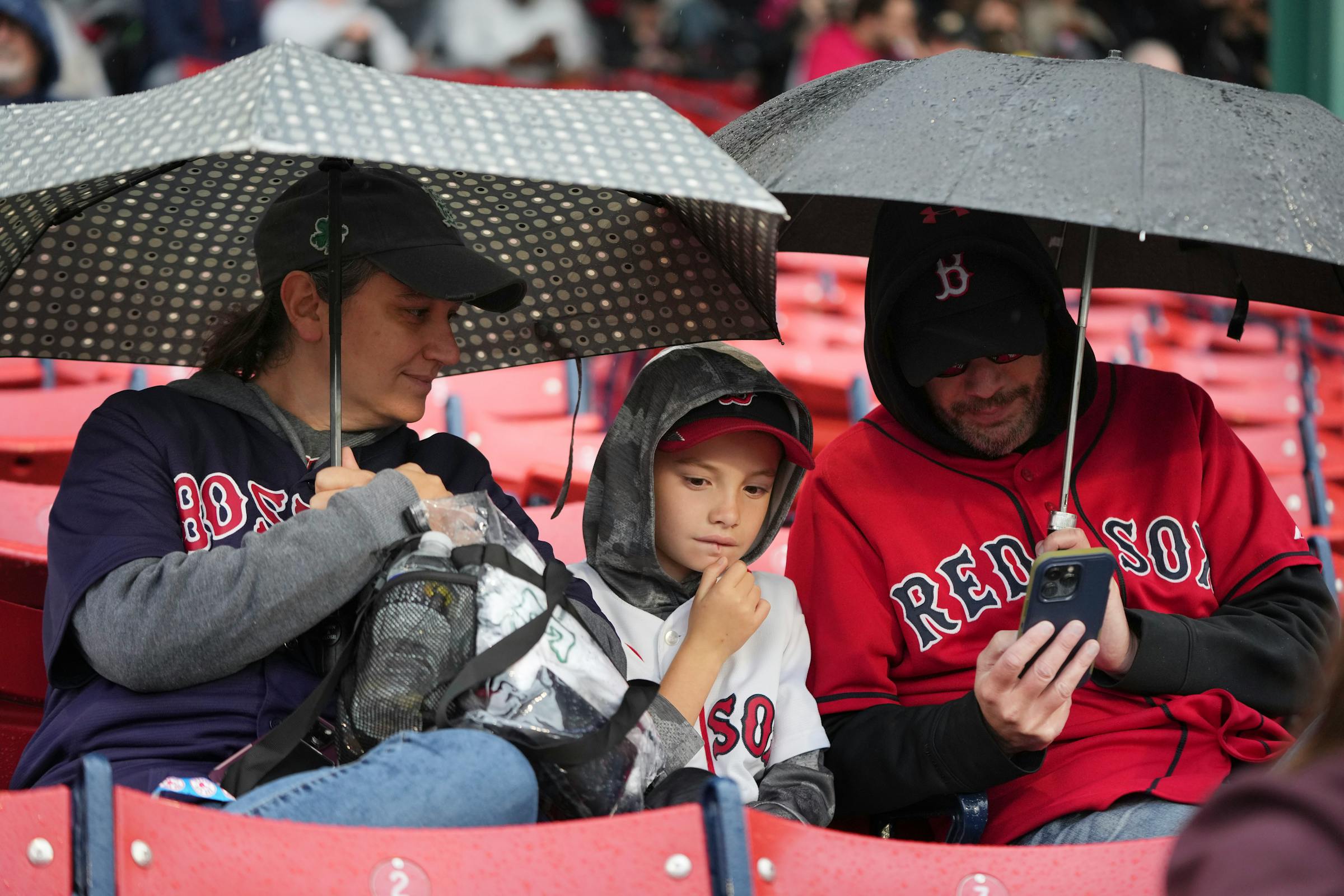 Twins-Red Sox to play split doubleheader on Sunday due to rain