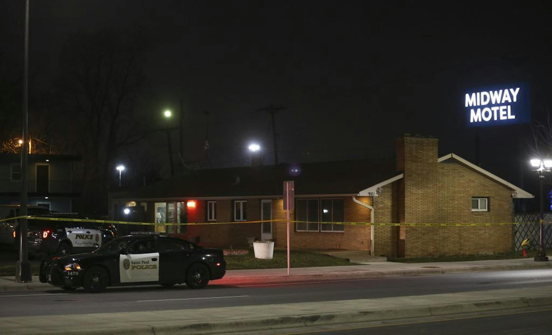 St. Paul Police at the Midway Motel late Tuesday night.