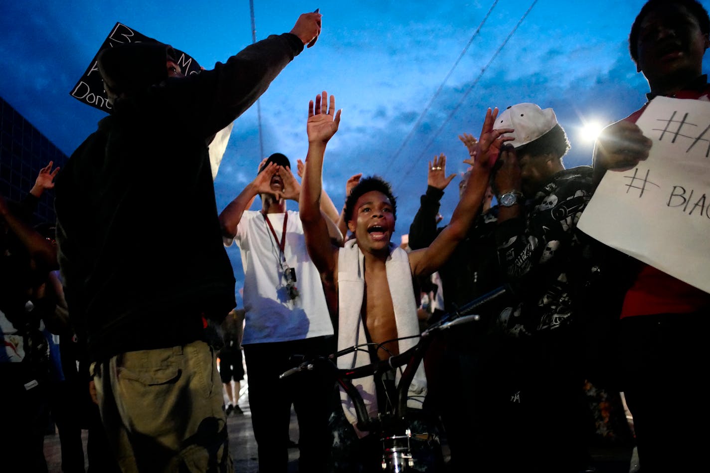 Protesters blocked the Green Line near Snelling and University Thursday night.