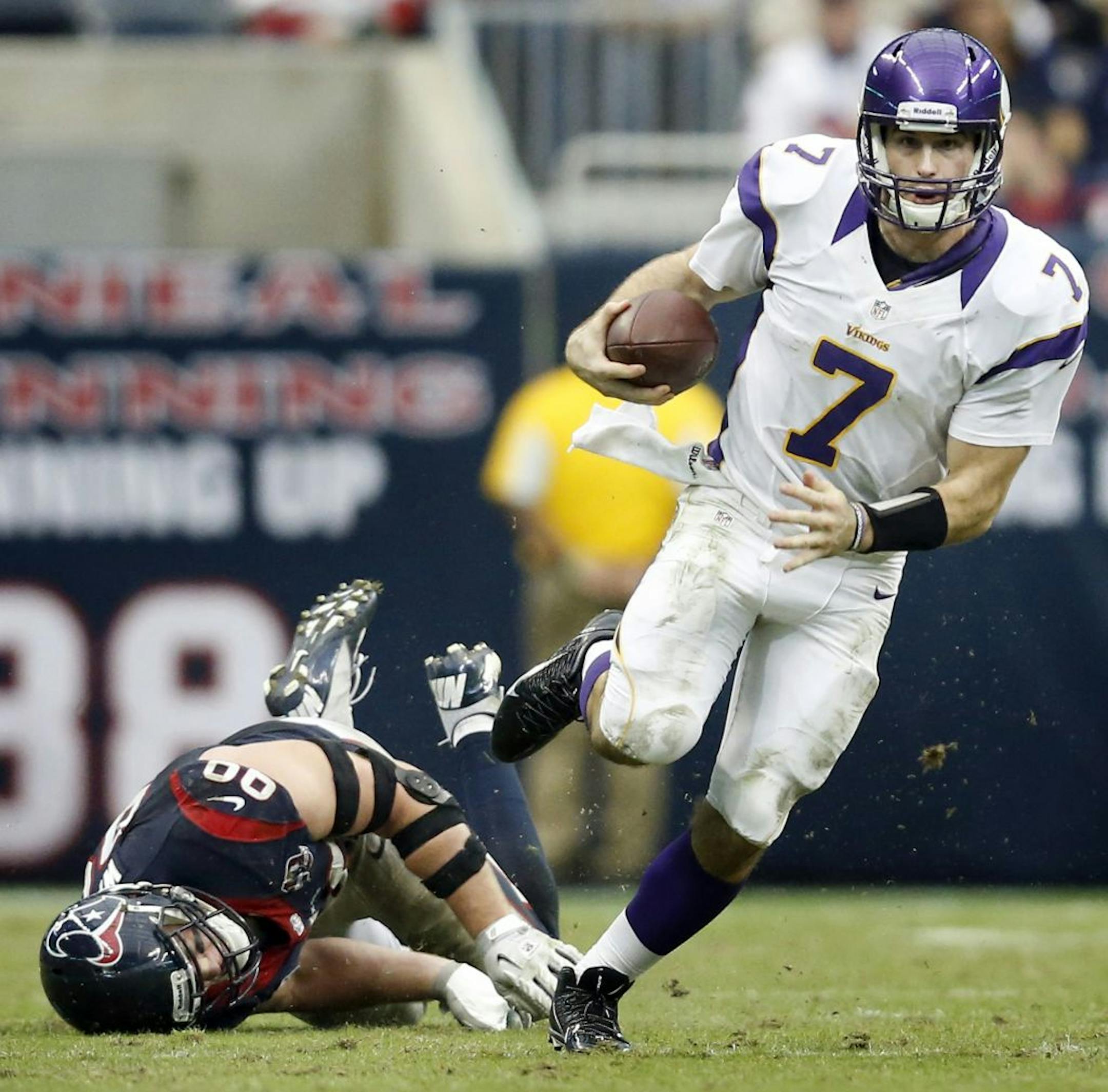 A little meandering didn't hurt Christian Ponder as he scrambled for 29 yards in the fourth quarter.