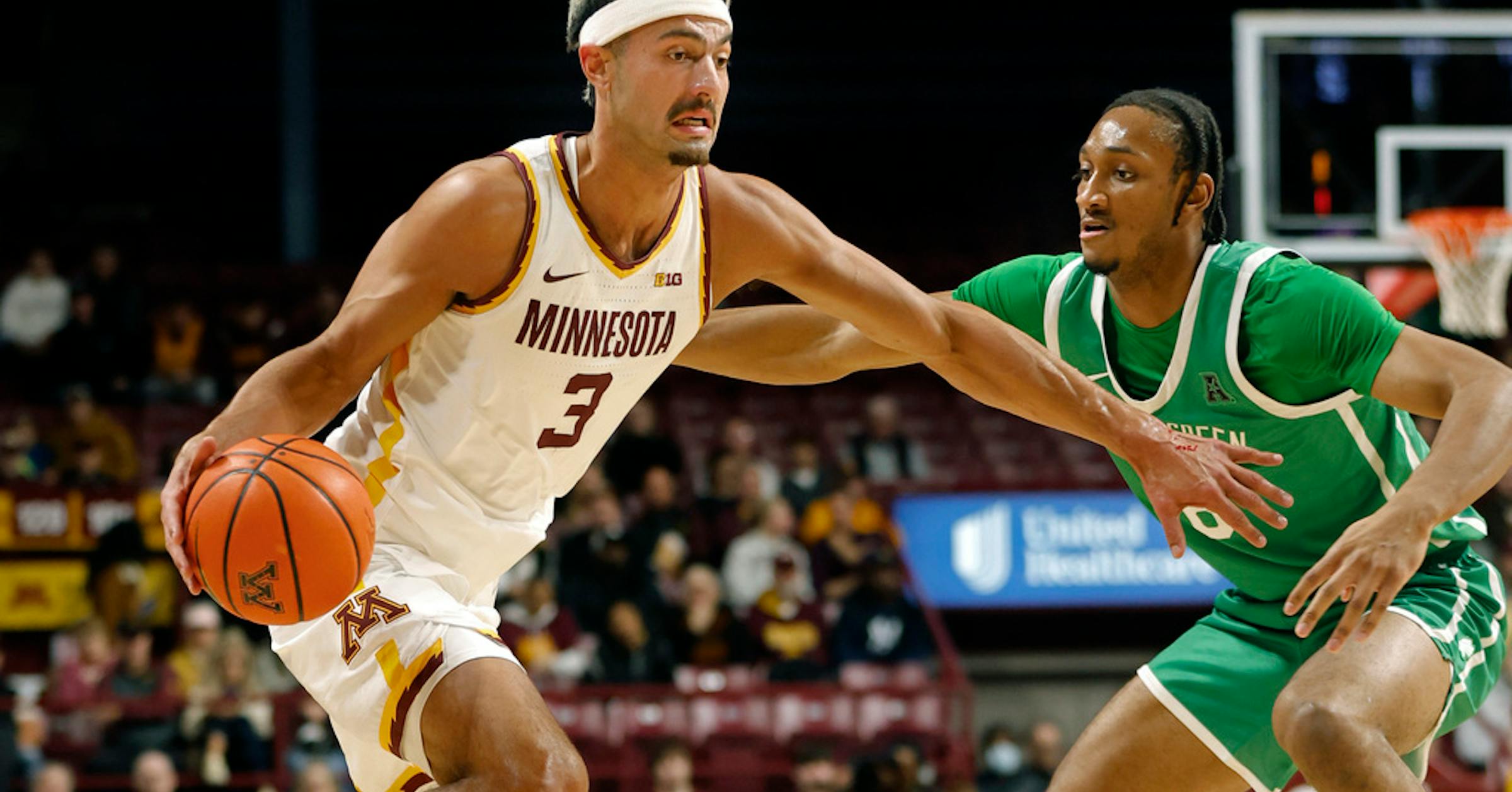 Gophers put up a 14-point half in loss Gophers put up a 14-point half in loss