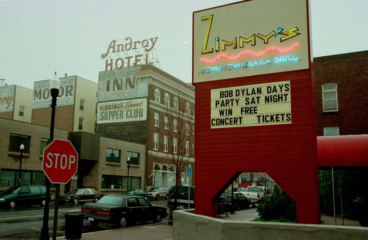 A mix of the old and the new contrast each other in downtown Hibbing, the old Androy hotel contrasts to the trendy &#xcf;Zimmy&#xcc;s Downtown Bar and Grill&#xd3; a must stop for Dylan fans looking for signs of the famous son. -- A mix of the old and the new contrast each other in downtown Hibbing, the old Androy hotel contrasts to the trendy &#xcf;Zimmy&#xcc;s Downtown Bar and Grill&#xd3; a must stop for Dylan fans looking for signs of the famous son.