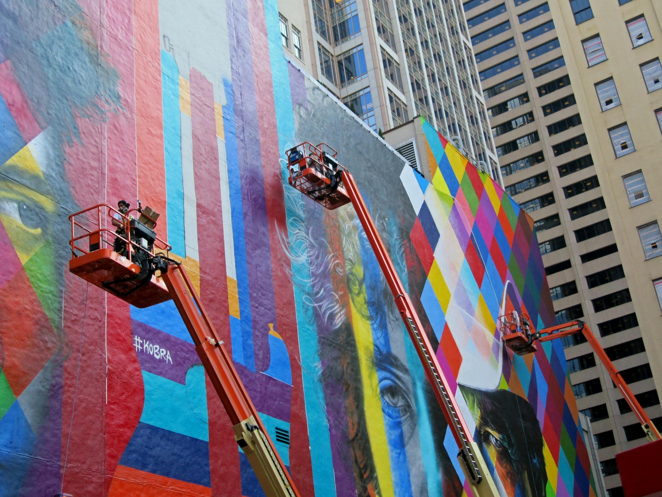 Bob Dylan mural by Eduardo Kobra, work progressing, Thursday, Sept 03 2015