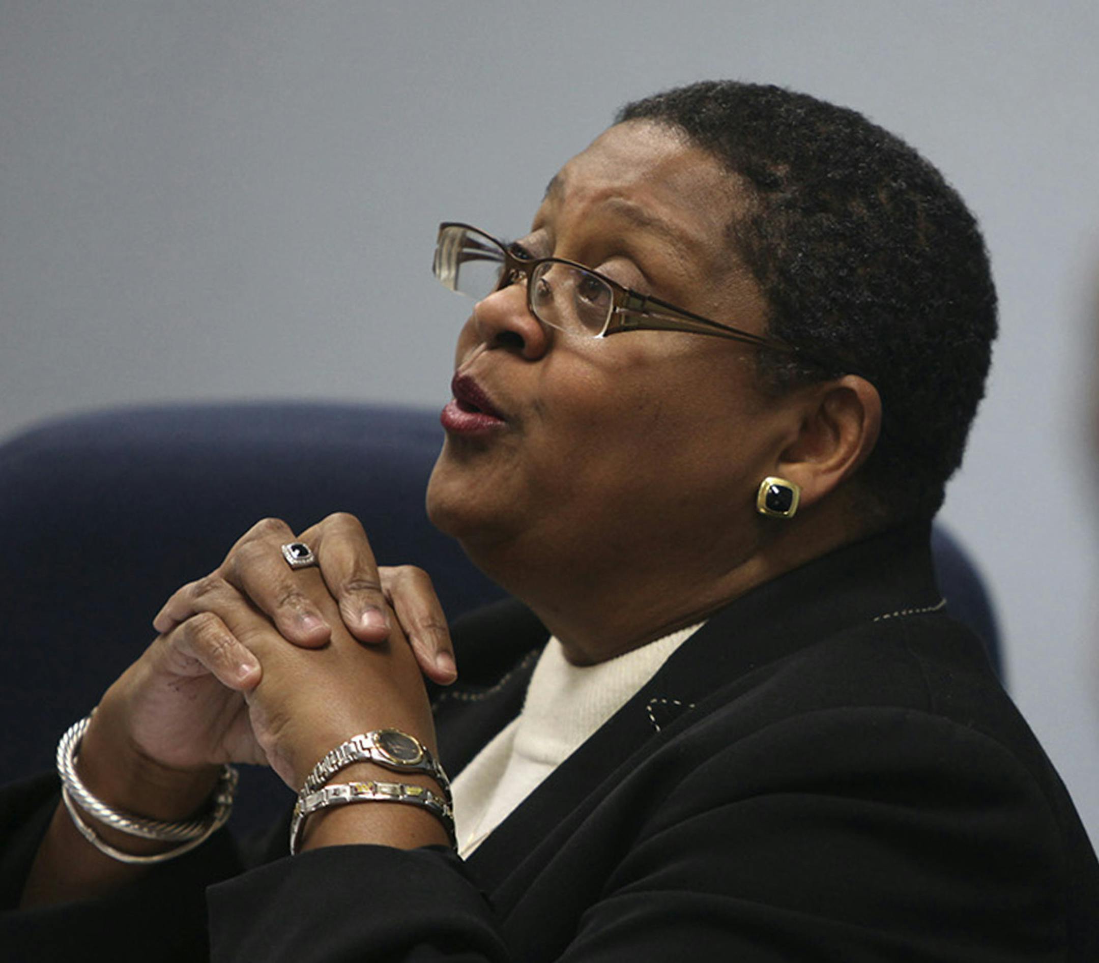 Minneapolis Superintendent of Schools Bernadeia Johnson addressed the school board meeting Tuesday, November 29, 2011. ] (KYNDELL HARKNESS/STAR TRIBUNE) kyndell.harkness@startribune.com ORG XMIT: MIN2014121615172785