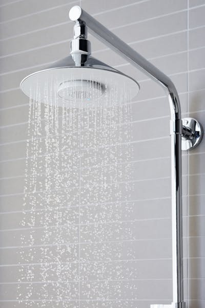 Rain-style showers are flooding the market, thanks to new water-saving technology and fancy features. (Kohler) ORG XMIT: 1212758