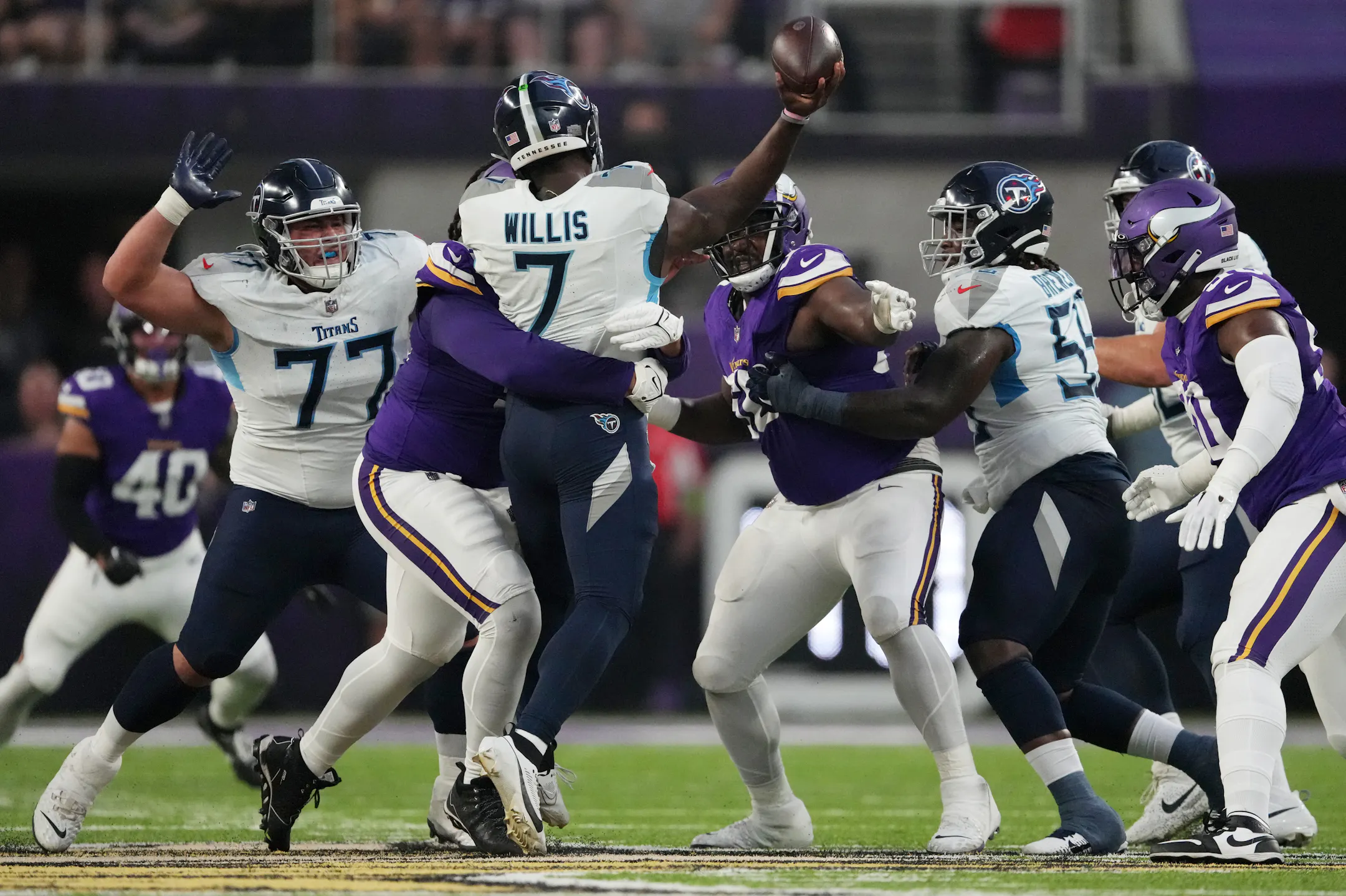 Vikings drop to 0-2 in preseason after offense stalls vs. Titans