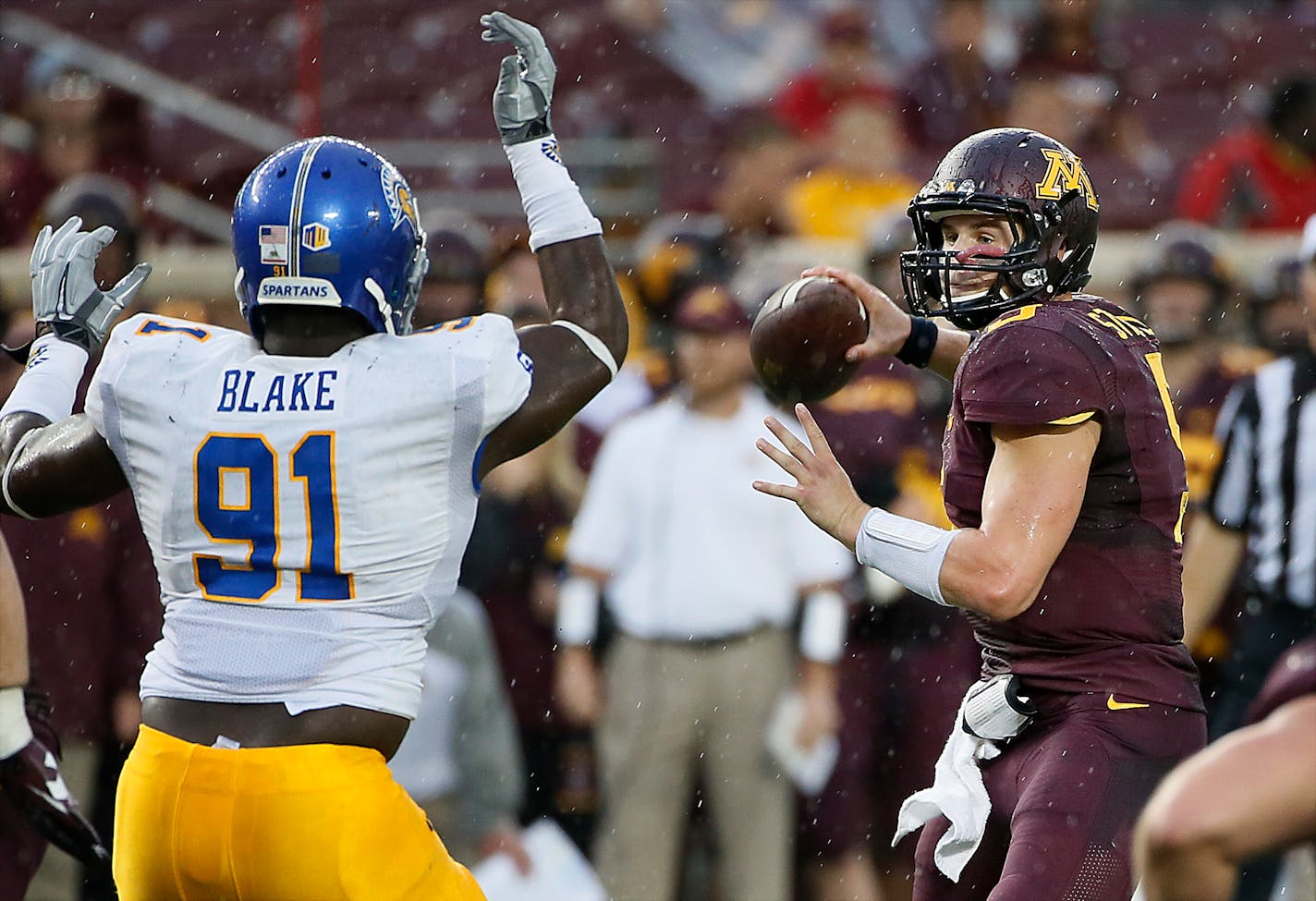 Chris Streveler (against San Jose State in 2014) really didn't get to play much quarterback for the Gophers, who made him into a wide receiver. He transferred to South Dakota, played in the CFL and now is the backup quarterback for the Arizona Cardinals.